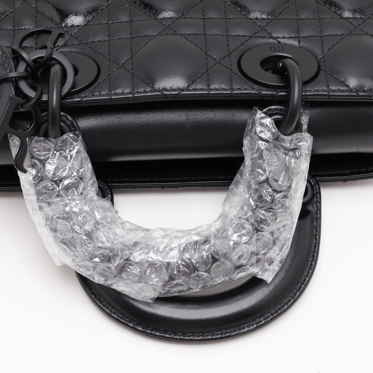Second hand Dior Lady D-Joy Small Calfskin & Patent Cannage Top-handle Handbag Black - Tabita Bags
