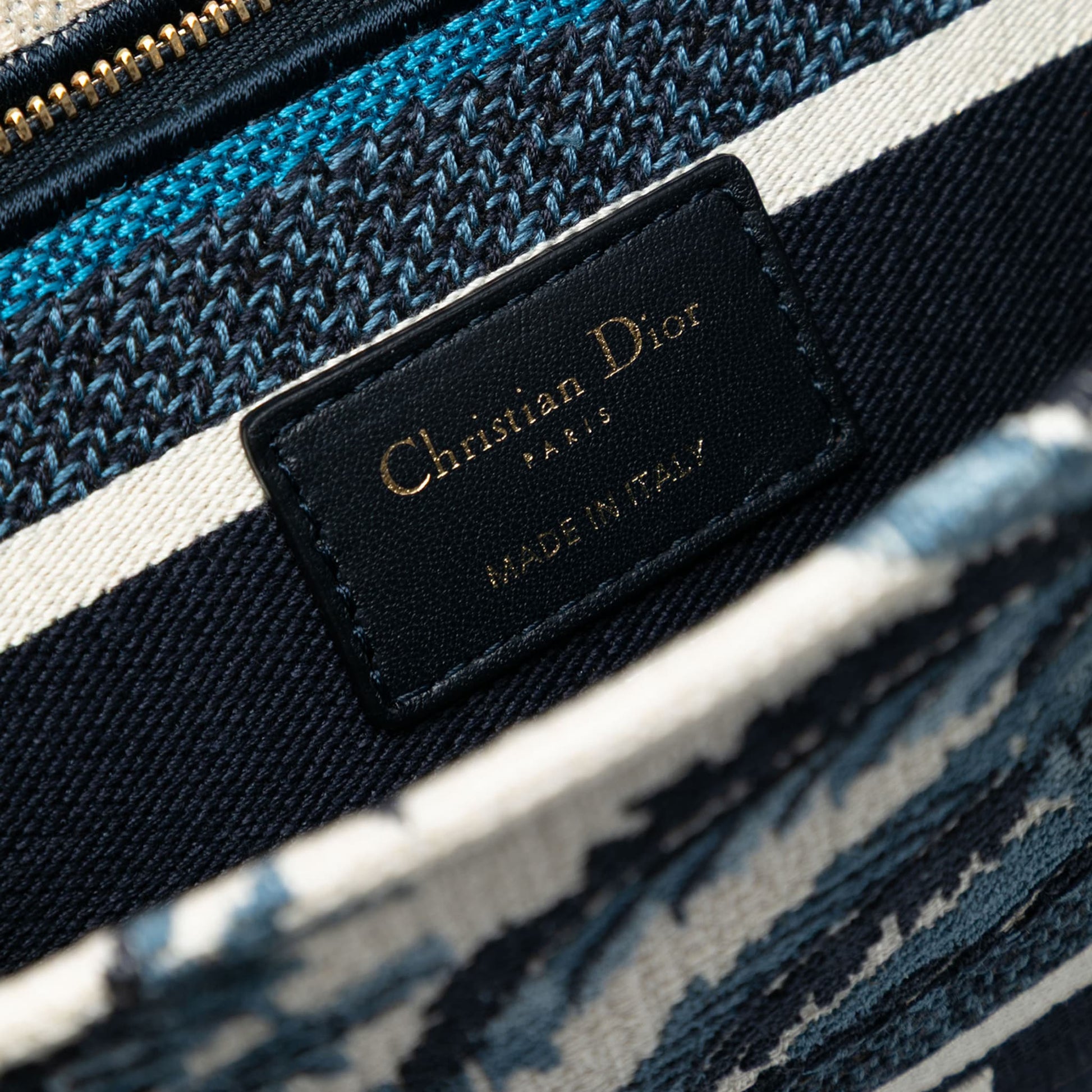 Second hand Dior Lady D - Lite Medium Canvas Embroidery Tote Handbag Palm Tree Toile De Jouy Blue - Tabita Bags