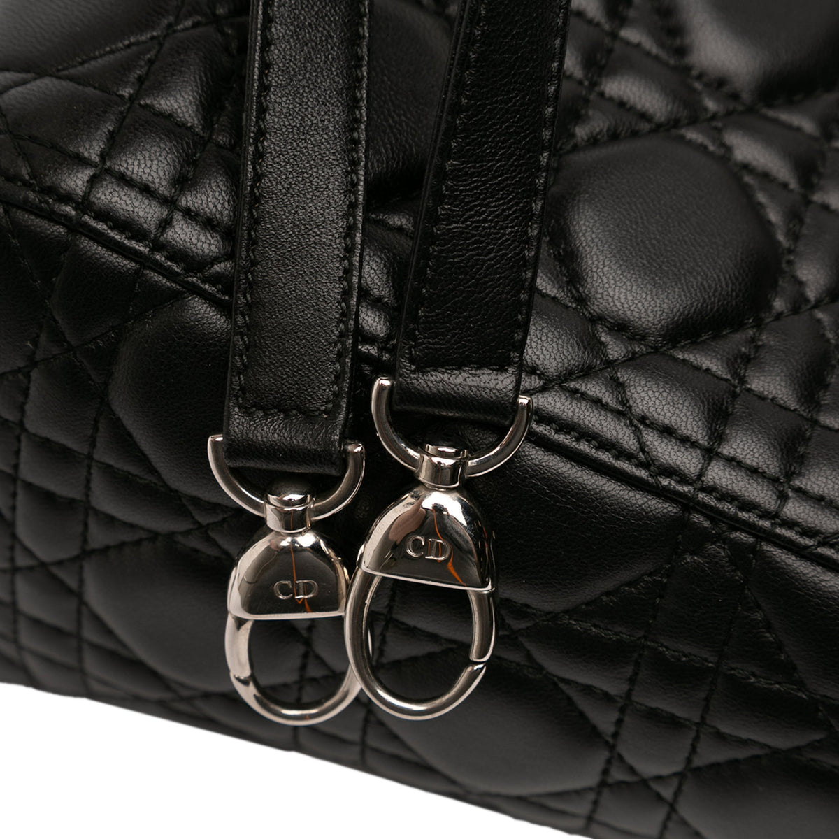 Second hand Dior Lady Dior Medium Zip Closure Cannage Lambskin Leather 2 - Ways Tote Bag Black - Tabita Bags