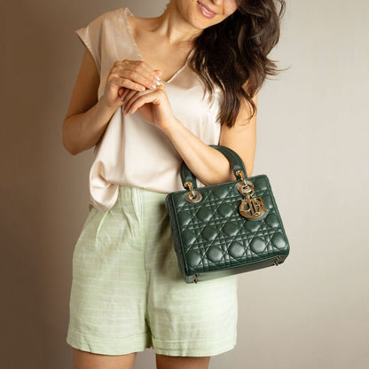 Second hand Dior Lady Dior Small Lambskin Leather Cannage No Strap Tote Handbag Military Green - Tabita Bags