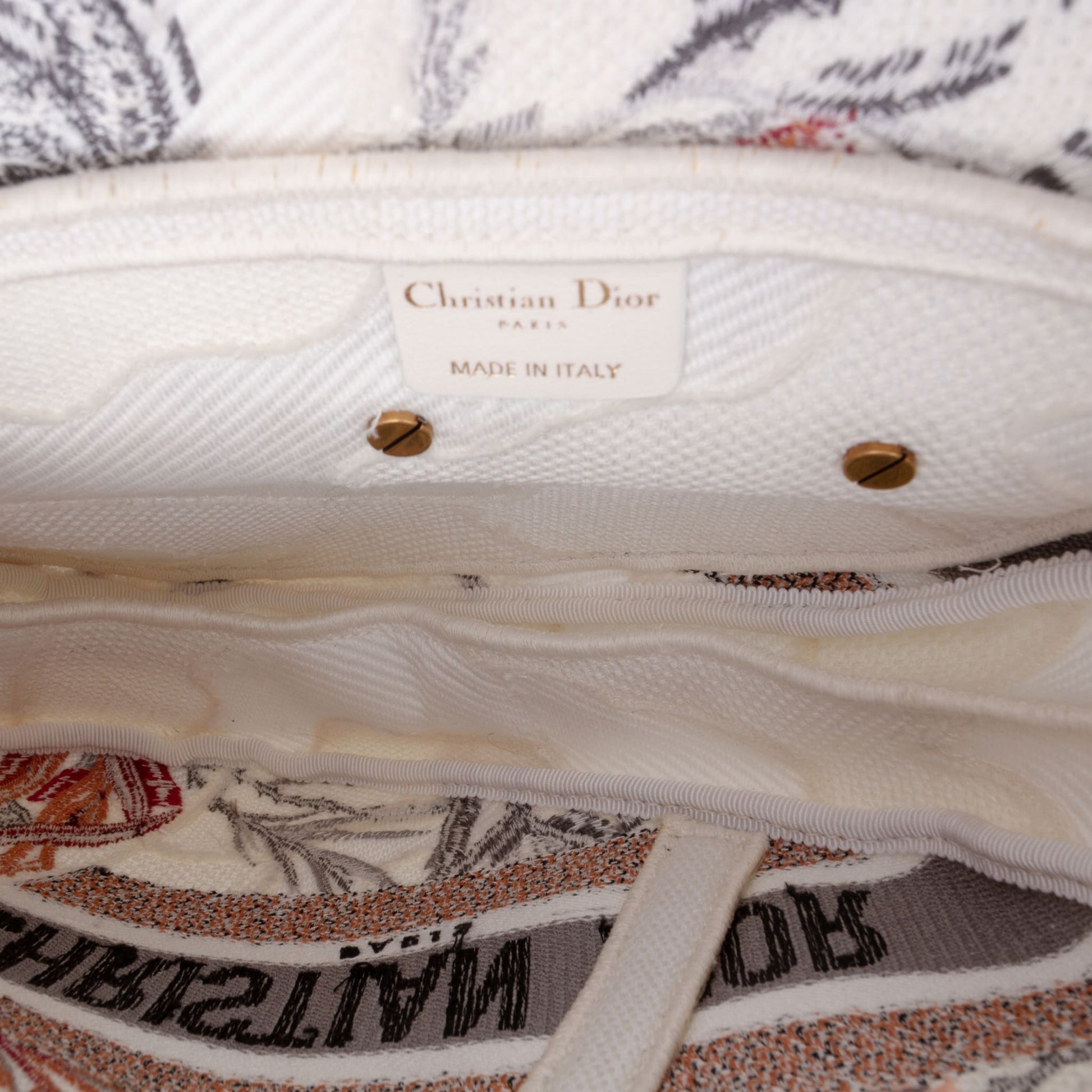 Second hand Dior Saddle Canvas No Strap Handbag Embroidered Camouflage Flowers White - Tabita Bags