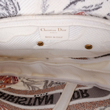 Second hand Dior Saddle Canvas No Strap Handbag Embroidered Camouflage Flowers White - Tabita Bags