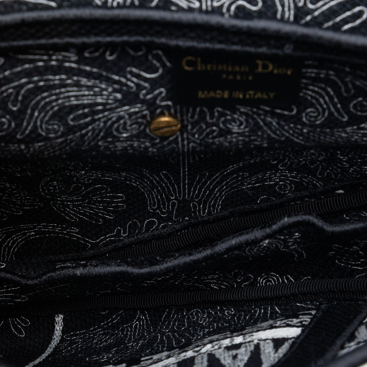Second hand Dior Saddle Canvas No Strap Handbag Ornamental Cornely Black - Tabita Bags