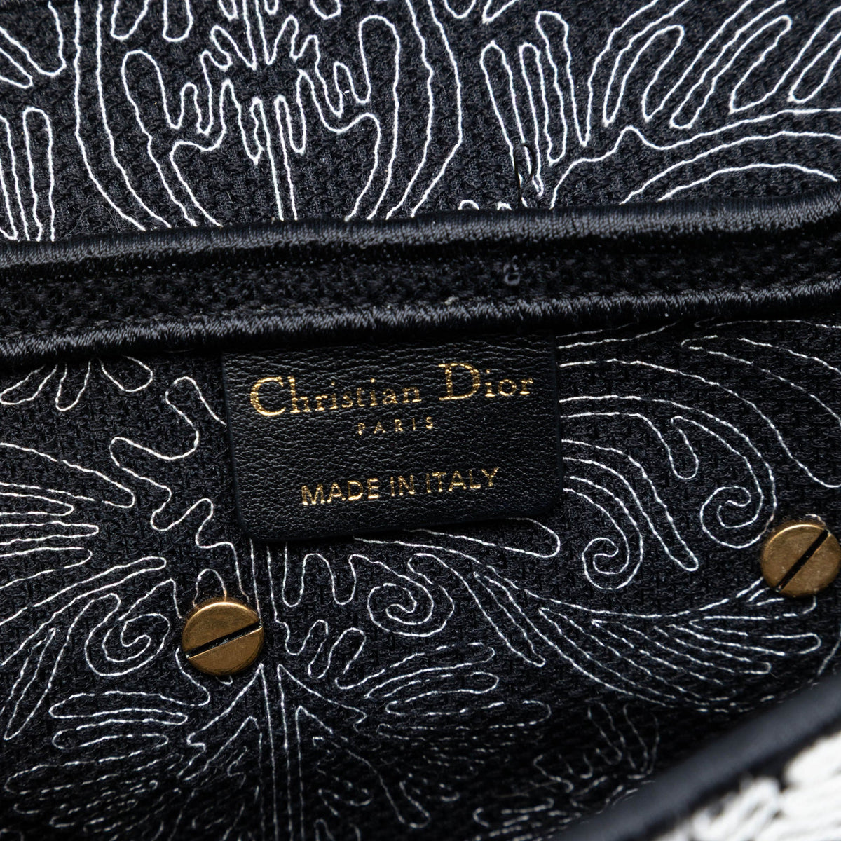 Second hand Dior Saddle Canvas No Strap Handbag Ornamental Cornely Black - Tabita Bags