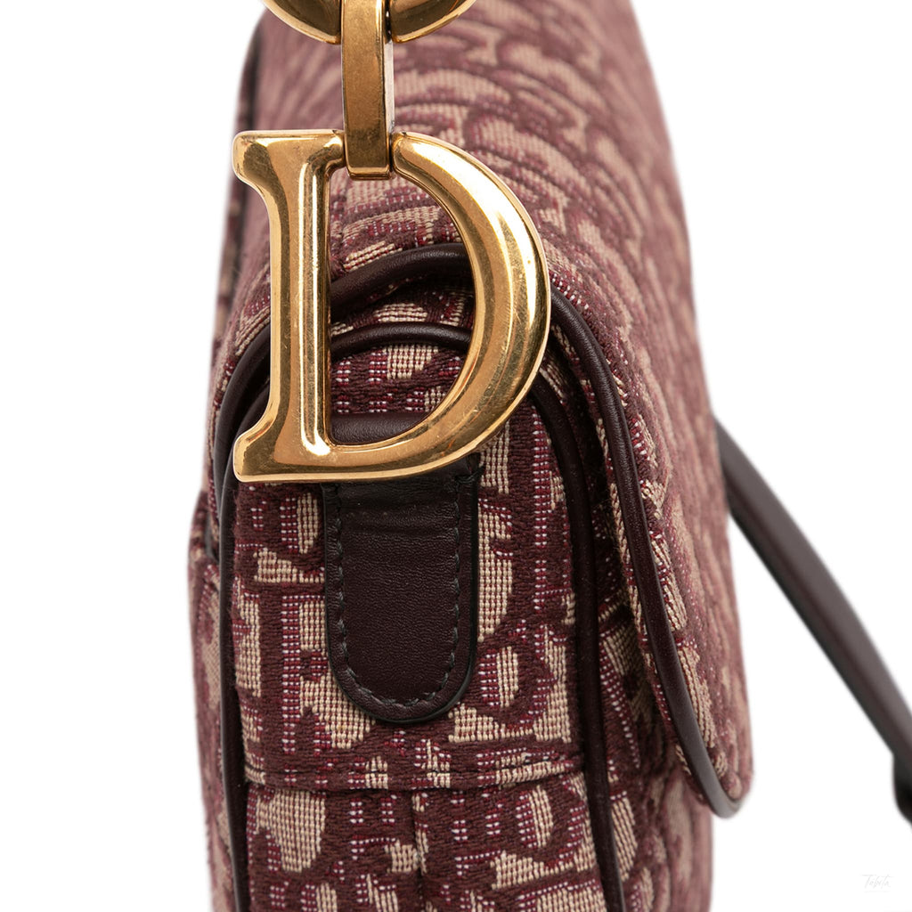Second hand Dior Saddle Canvas No Strap Handbag Red - Tabita Bags