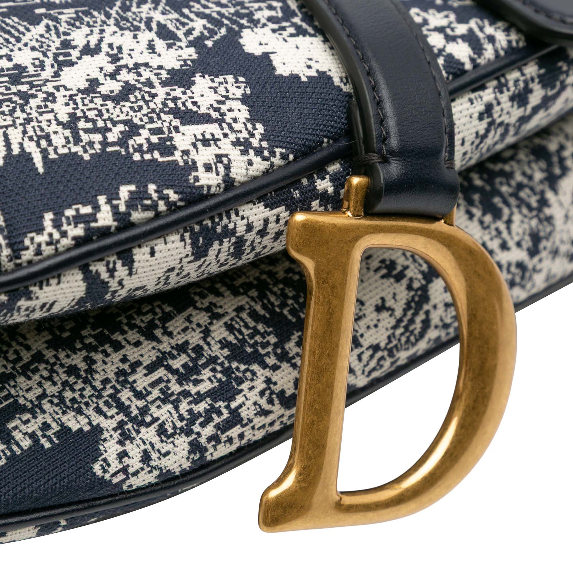 Second hand Dior Saddle Canvas Saddle Handbag No Strap Blue - Tabita Bags