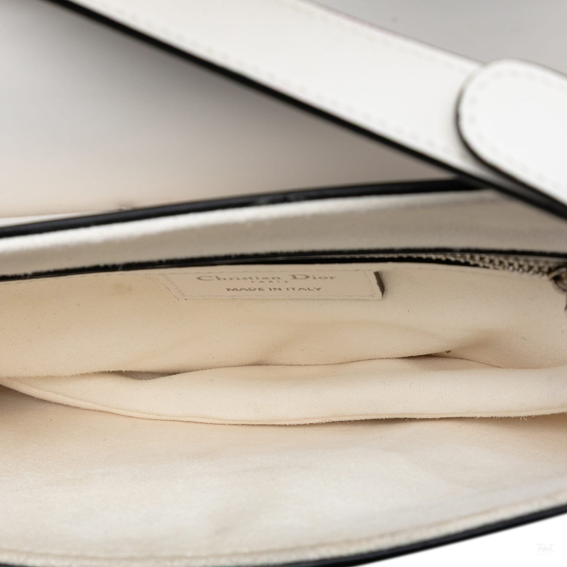 Second hand Dior Saddle Smooth Calfskin Leather No Strap Handbag White - Tabita Bags