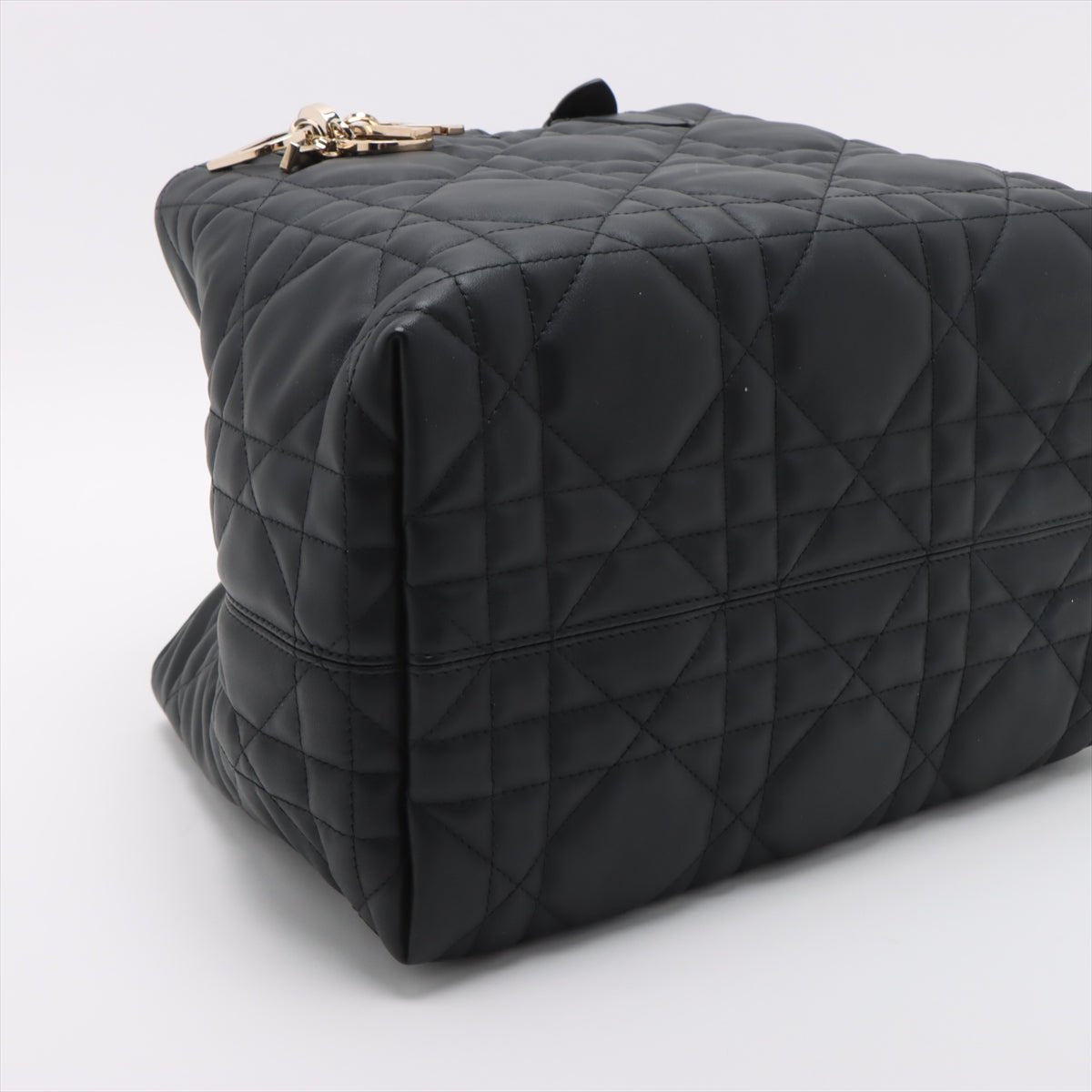 Second hand Dior Toujours Medium Calfskin Leather Macrocannage Pouch Tote Handbag Black - Tabita Bags