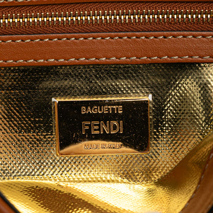 Second hand Fendi Baguette Medium FF Tridimensional Fabric 2 - Ways Baguette Handbag Blue - Tabita Bags