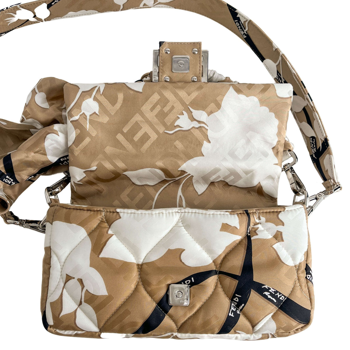 Second hand Fendi Baguette Medium FF Tridimensional Leather 2 - Ways Bag - Tabita Bags