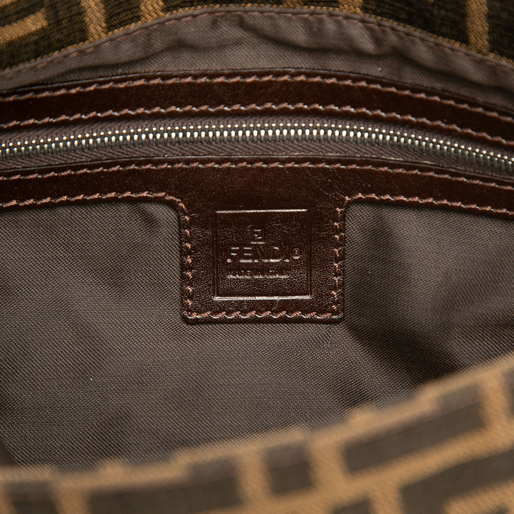 Second hand Fendi Baguette Medium Jacquard Fabric FF Tridimensional Handbag Brown - Tabita Bags