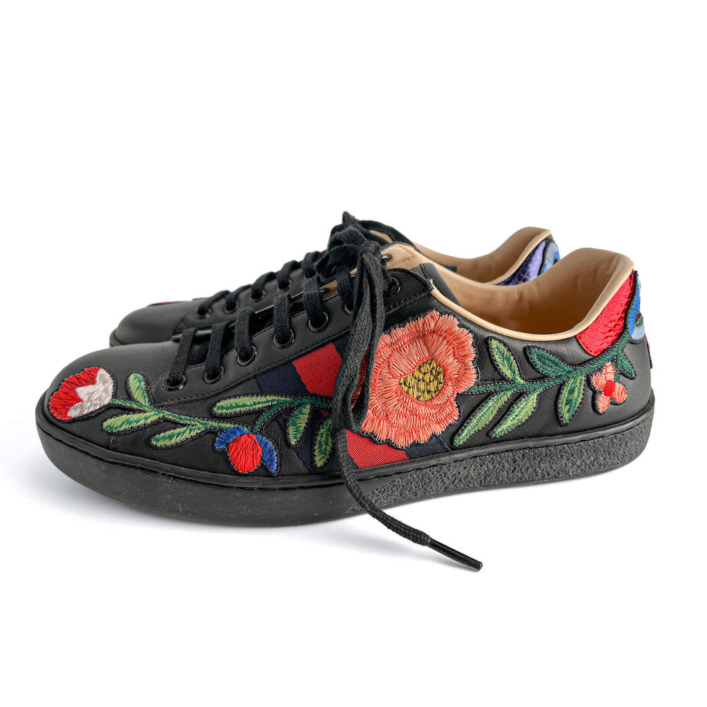 Second hand Gucci Ace Floral Embroidered Striped Leather Sneakers 40 Black - Tabita Bags