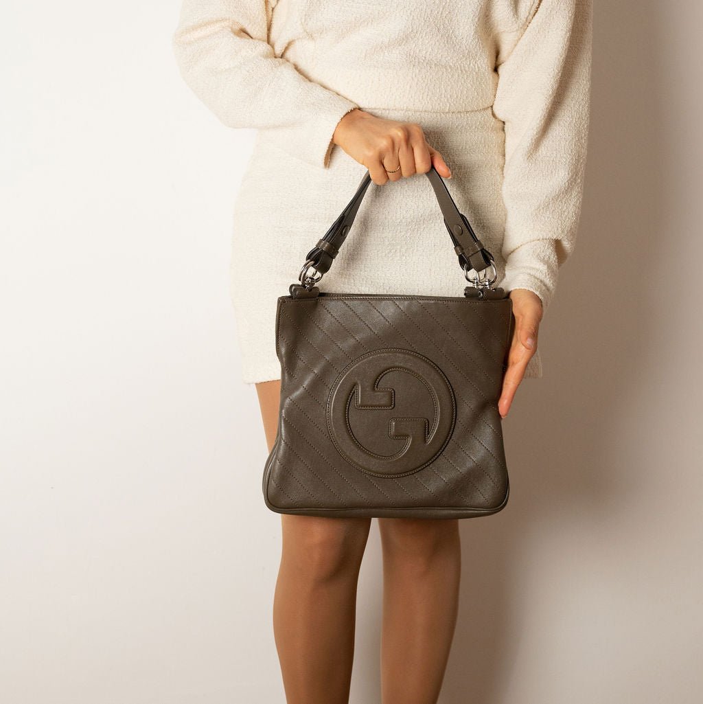 Second hand Gucci Blondie Small Leather Hobo Handbag Taupe - Tabita Bags