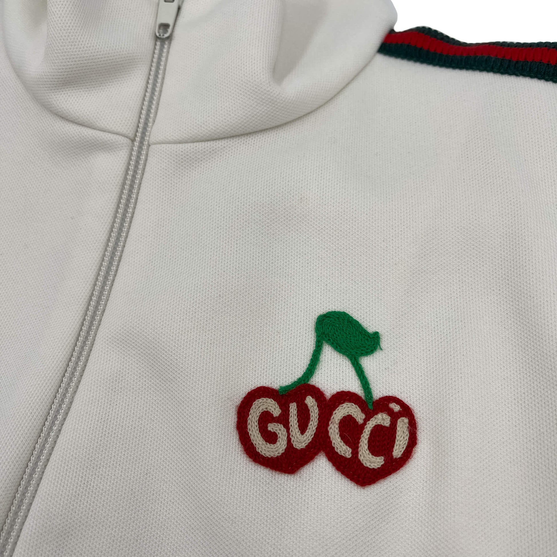 Second hand Gucci Cherry Logo Polyester & Cotton Tracksuit Off - white - Tabita Bags