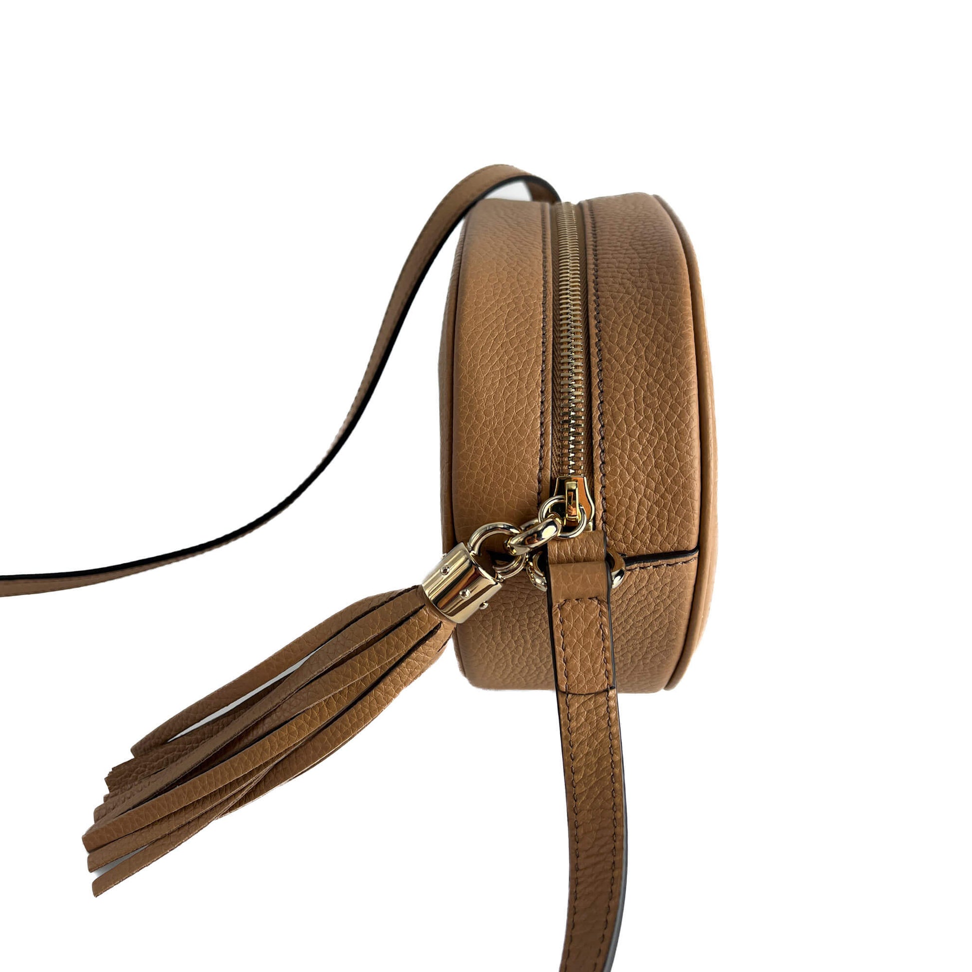 Second hand Gucci Disco Soho Leather Oval Camera Crossbody Dark Beige - Tabita Bags