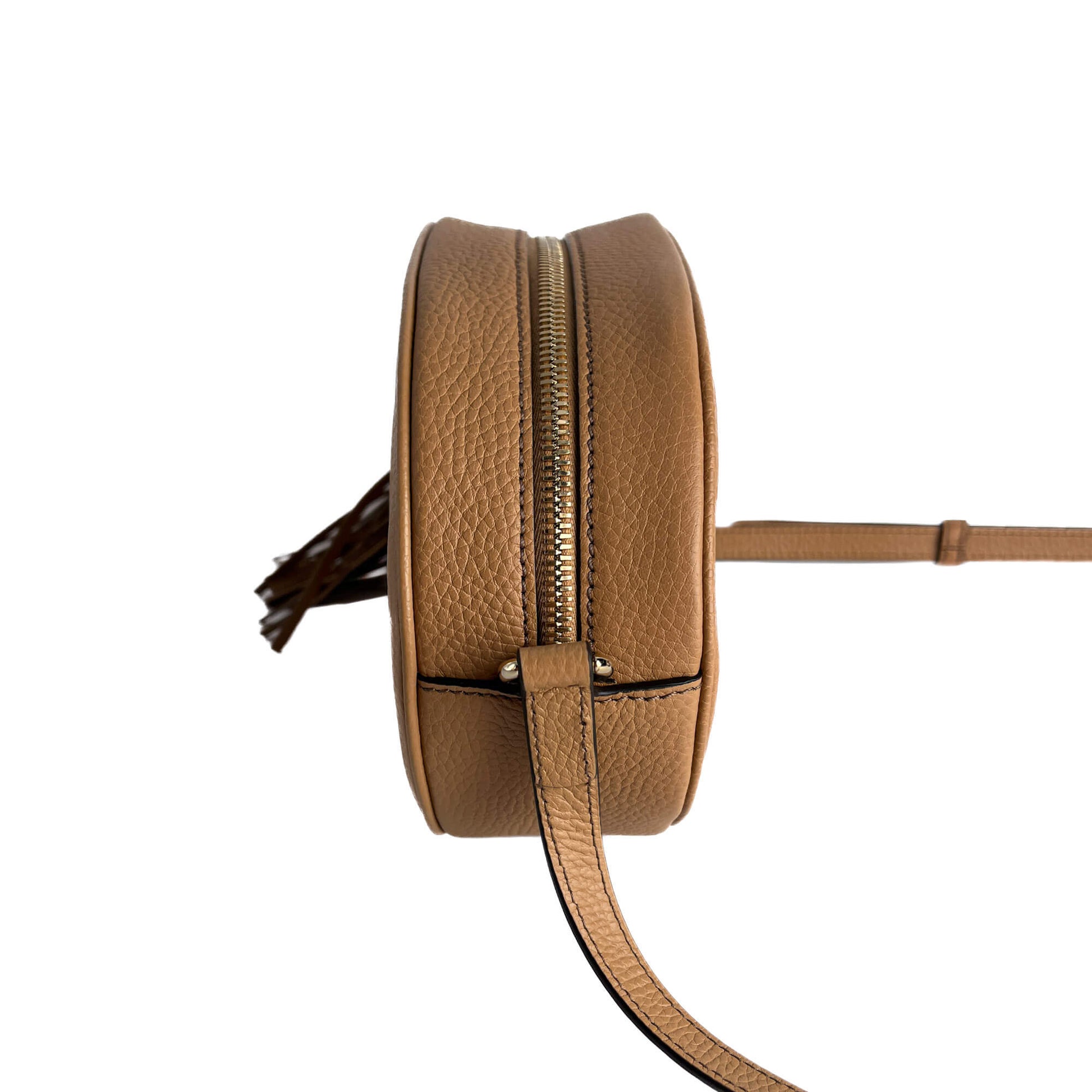 Second hand Gucci Disco Soho Leather Oval Camera Crossbody Dark Beige - Tabita Bags