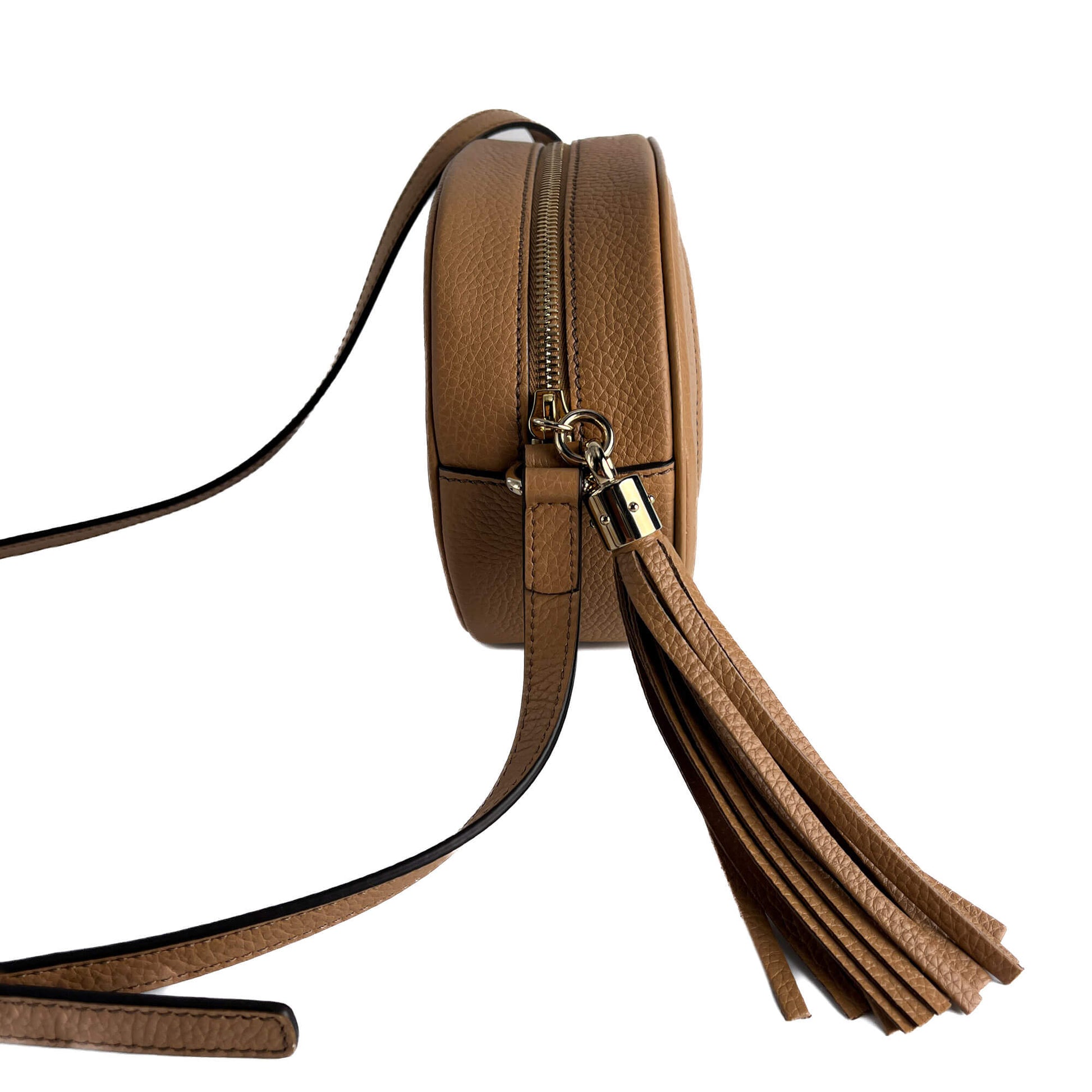 Second hand Gucci Disco Soho Leather Oval Camera Crossbody Dark Beige - Tabita Bags