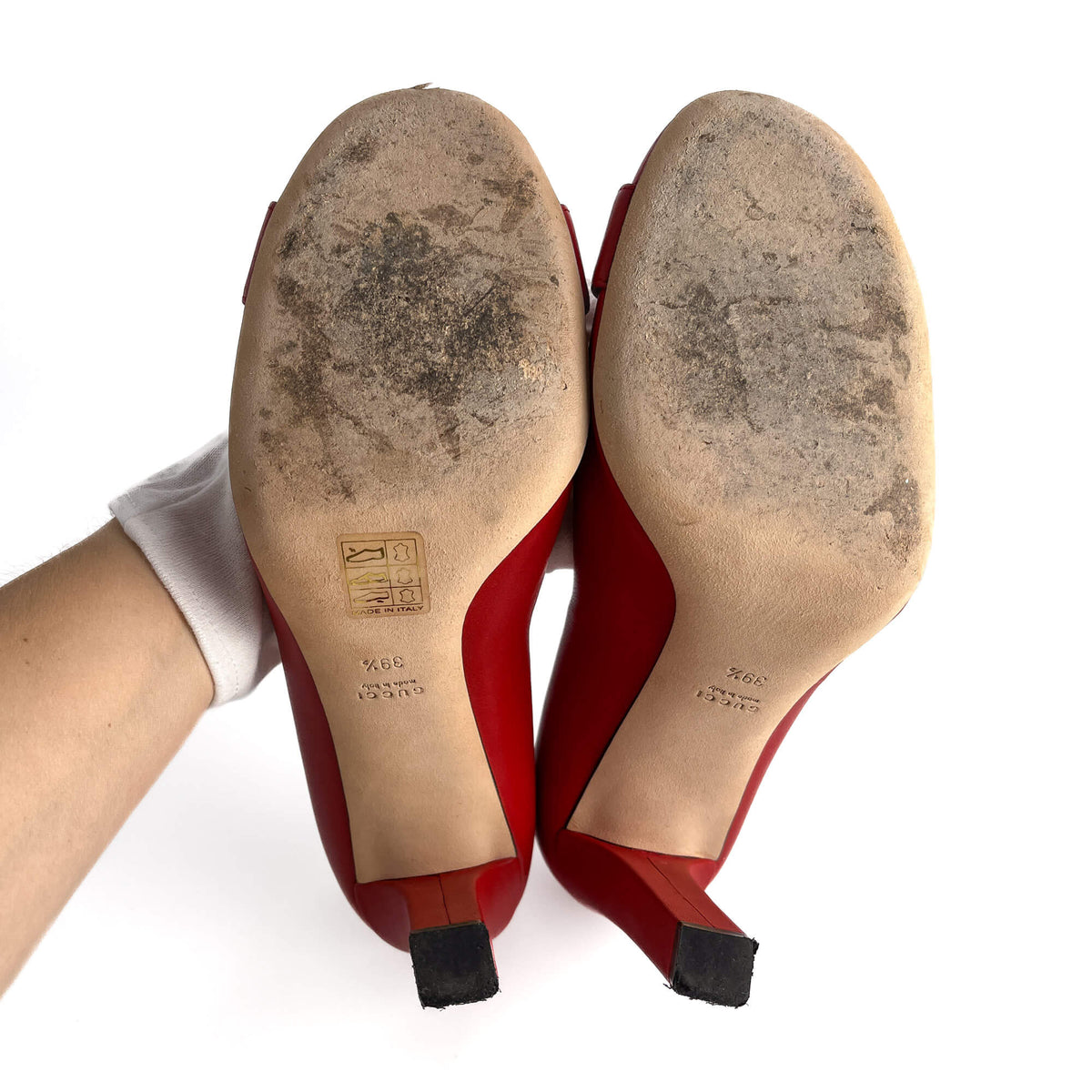 Second hand Gucci GG Buckle Leather Pump 39.5 Cherry Red - Tabita Bags
