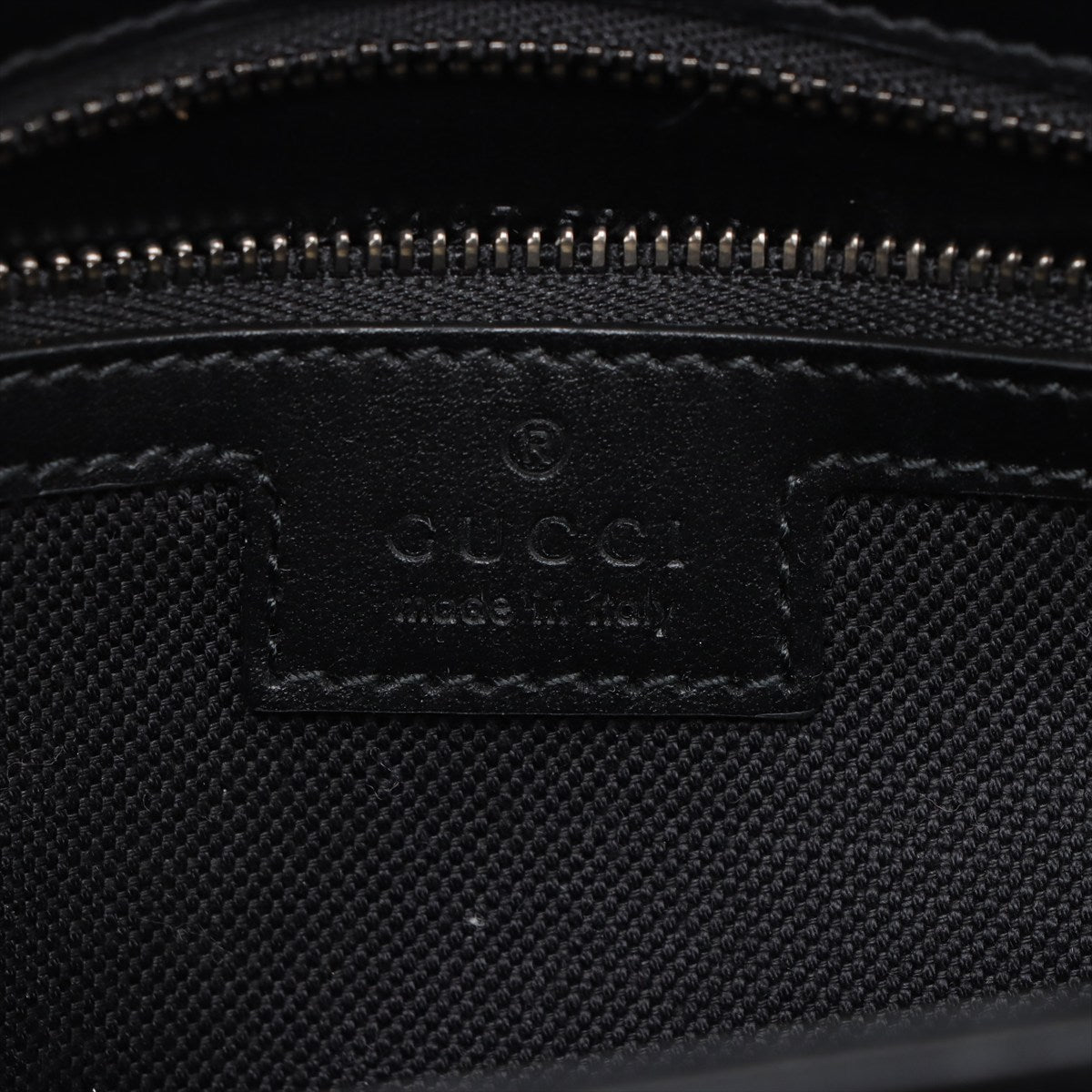 Second hand Gucci GG Marmont Medium Leather Chevron Flap Shoulder Bag Black - Tabita Bags