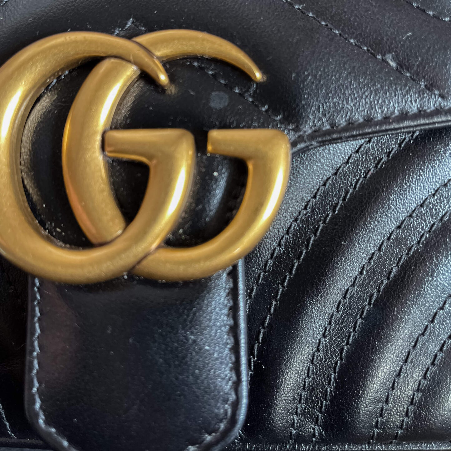 Second hand Gucci GG Marmont Mini Chevron Leather Flap Bag Black - Tabita Bags