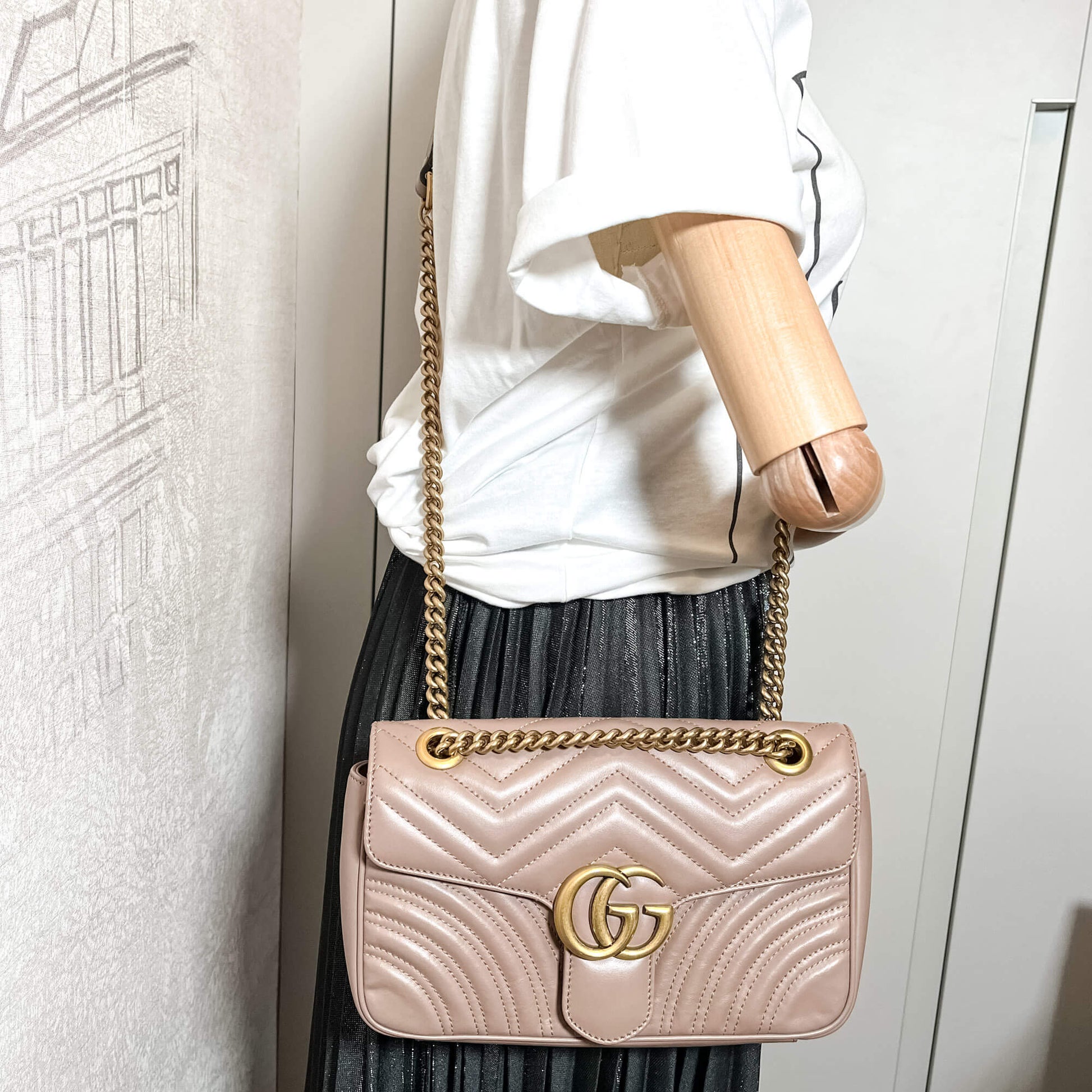 Second hand Gucci GG Marmont Small Chevron Leather Flap Bag Beige - Tabita Bags