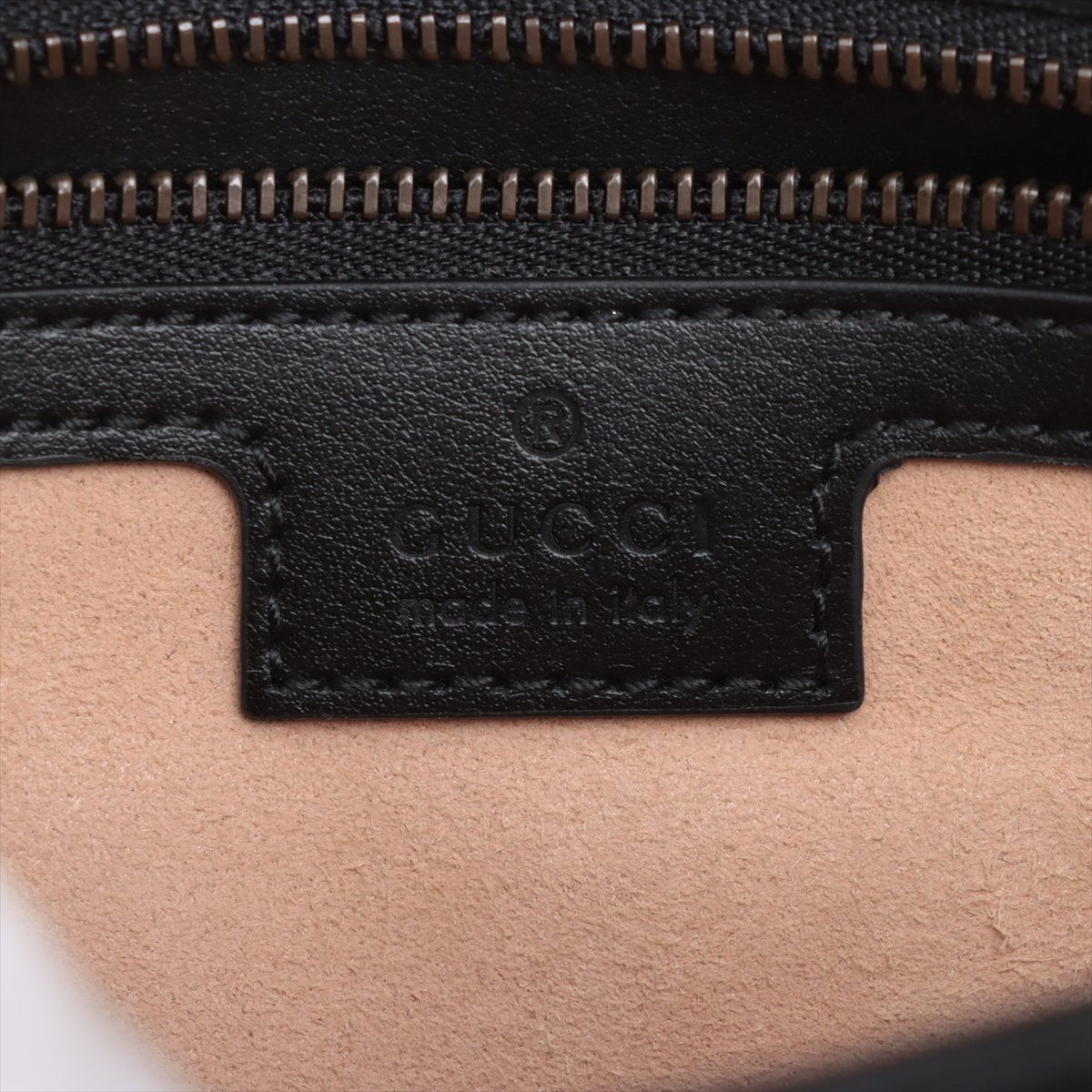 Second hand Gucci GG Marmont Small Chevron Leather Flap Bag Black - Tabita Bags