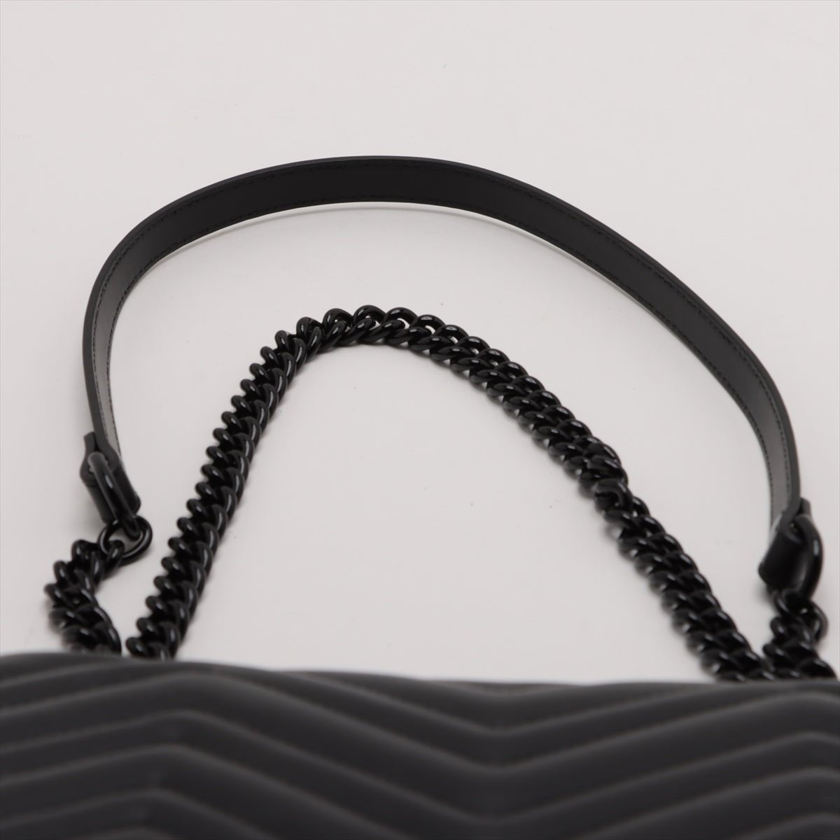 Second hand Gucci GG Marmont Small Chevron Leather Flap Bag Black - Tabita Bags
