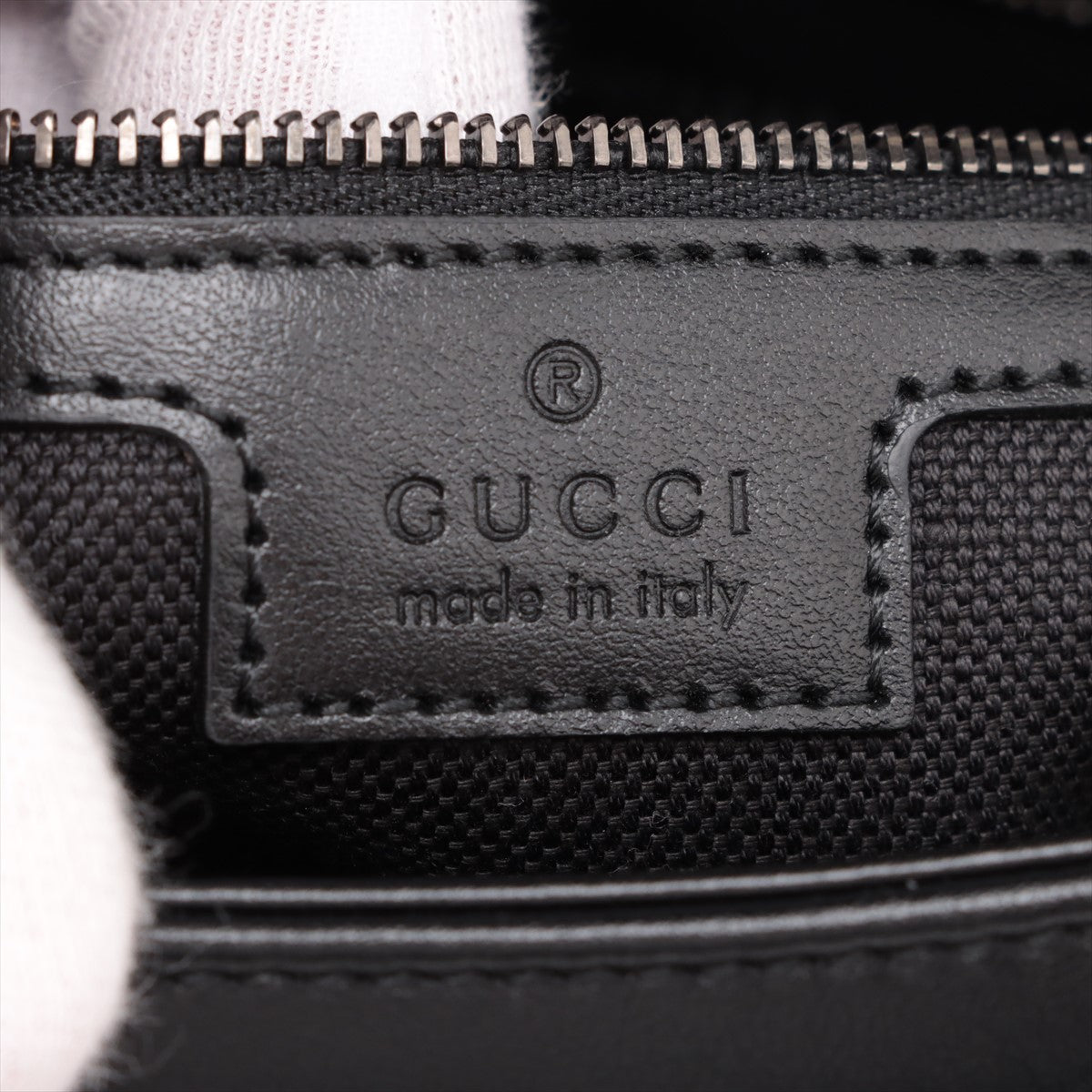 Second hand Gucci GG Marmont Small Chevron Leather Flap Bag Black - Tabita Bags