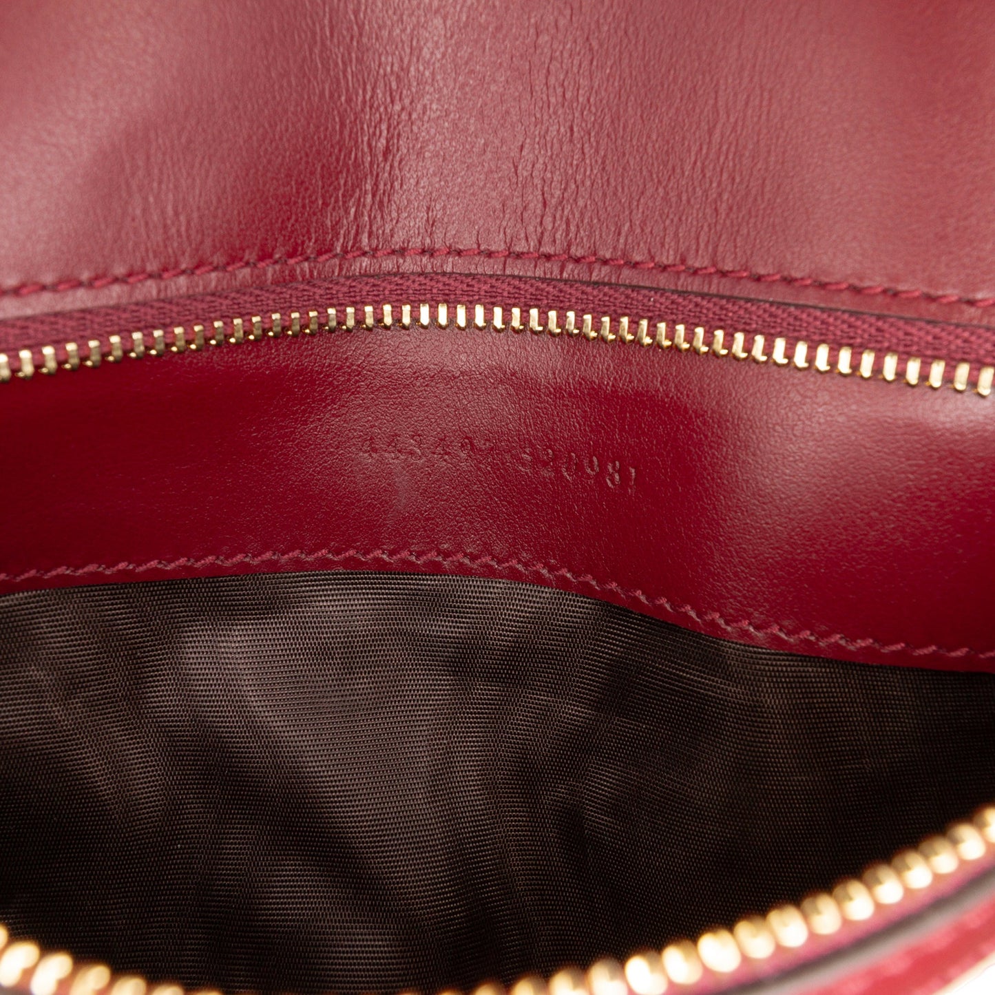 Second hand Gucci GG Marmont Small Chevron Leather Flap Bag Red - Tabita Bags
