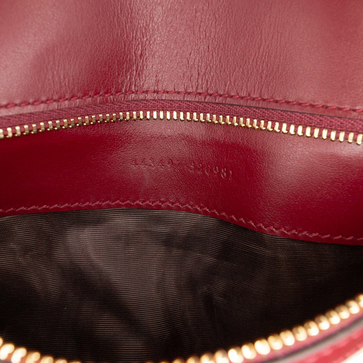 Second hand Gucci GG Marmont Small Chevron Leather Flap Bag Red - Tabita Bags