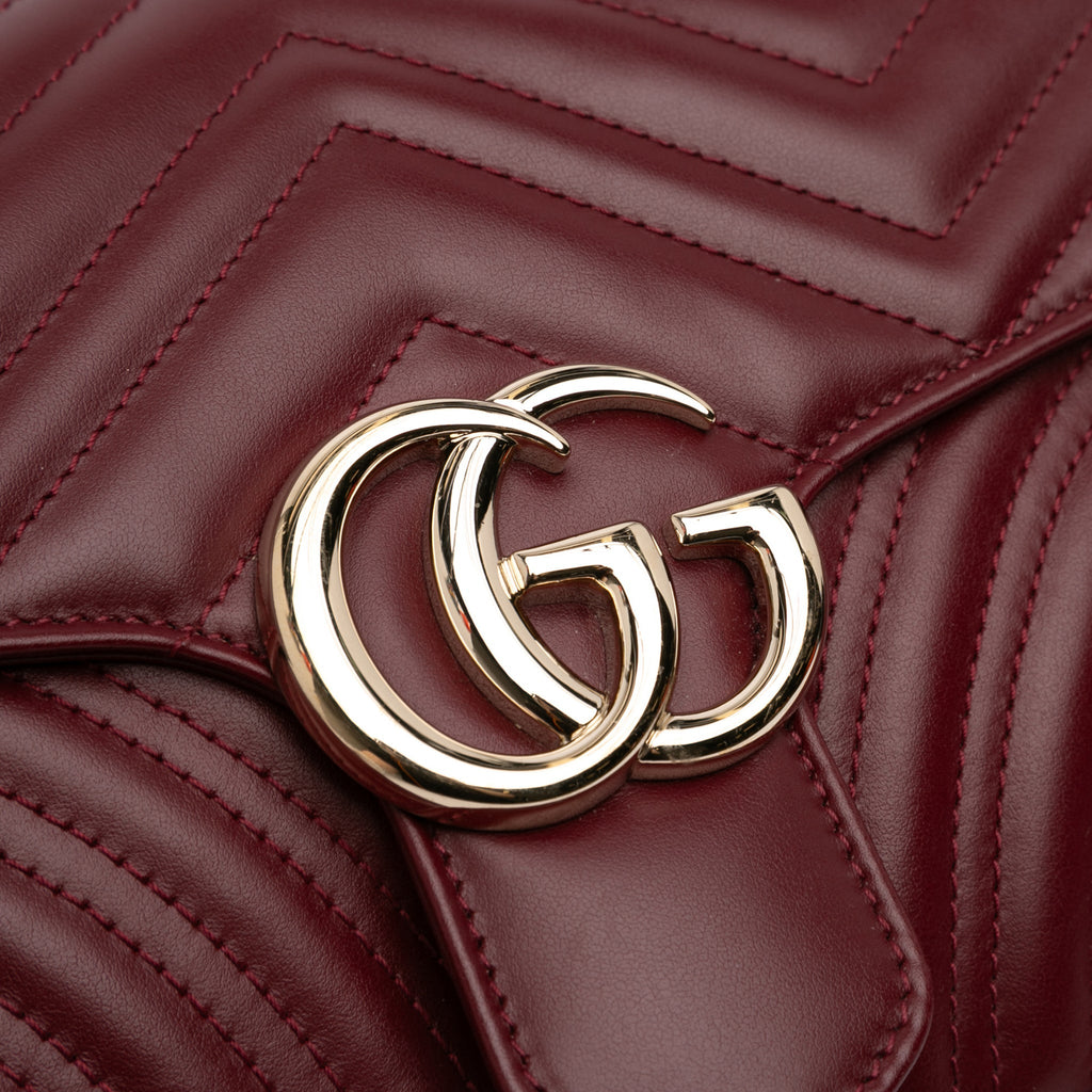 Second hand Gucci GG Marmont Small Chevron Leather Flap Bag Red - Tabita Bags