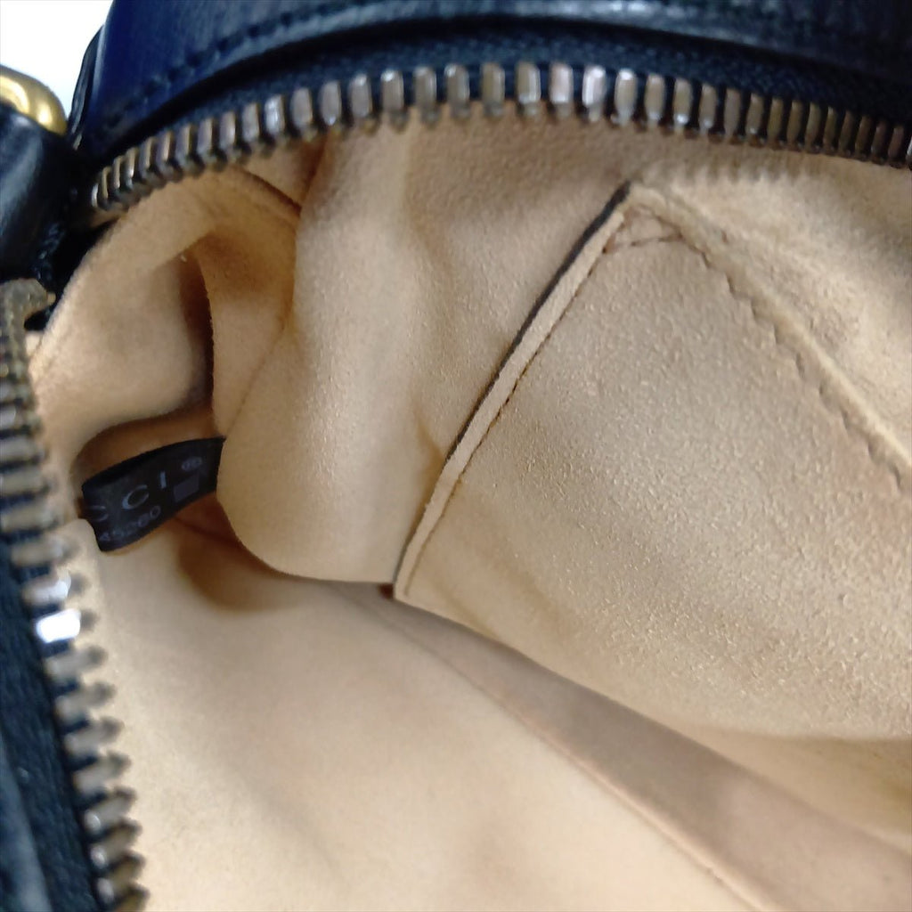 Second hand Gucci GG Marmont Small Matelassé Leather Camera Bag Black - Tabita Bags