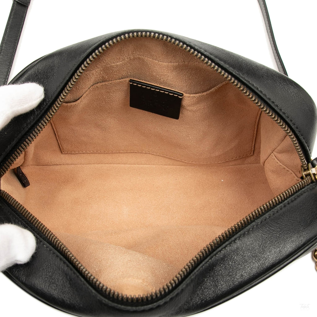 Second hand Gucci GG Marmont Small Matelassé Leather Camera Bag Black - Tabita Bags