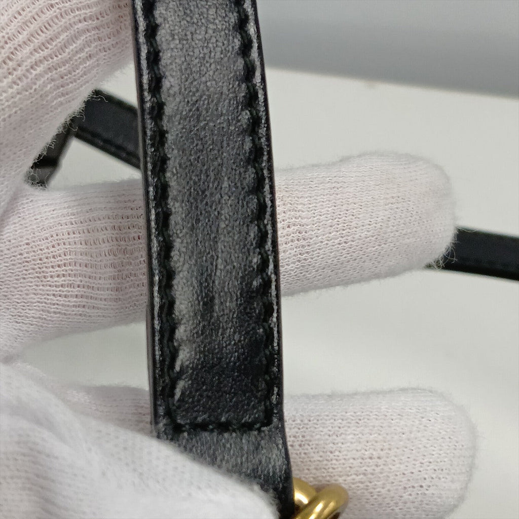 Second hand Gucci GG Marmont Small Matelassé Leather Camera Bag Black - Tabita Bags