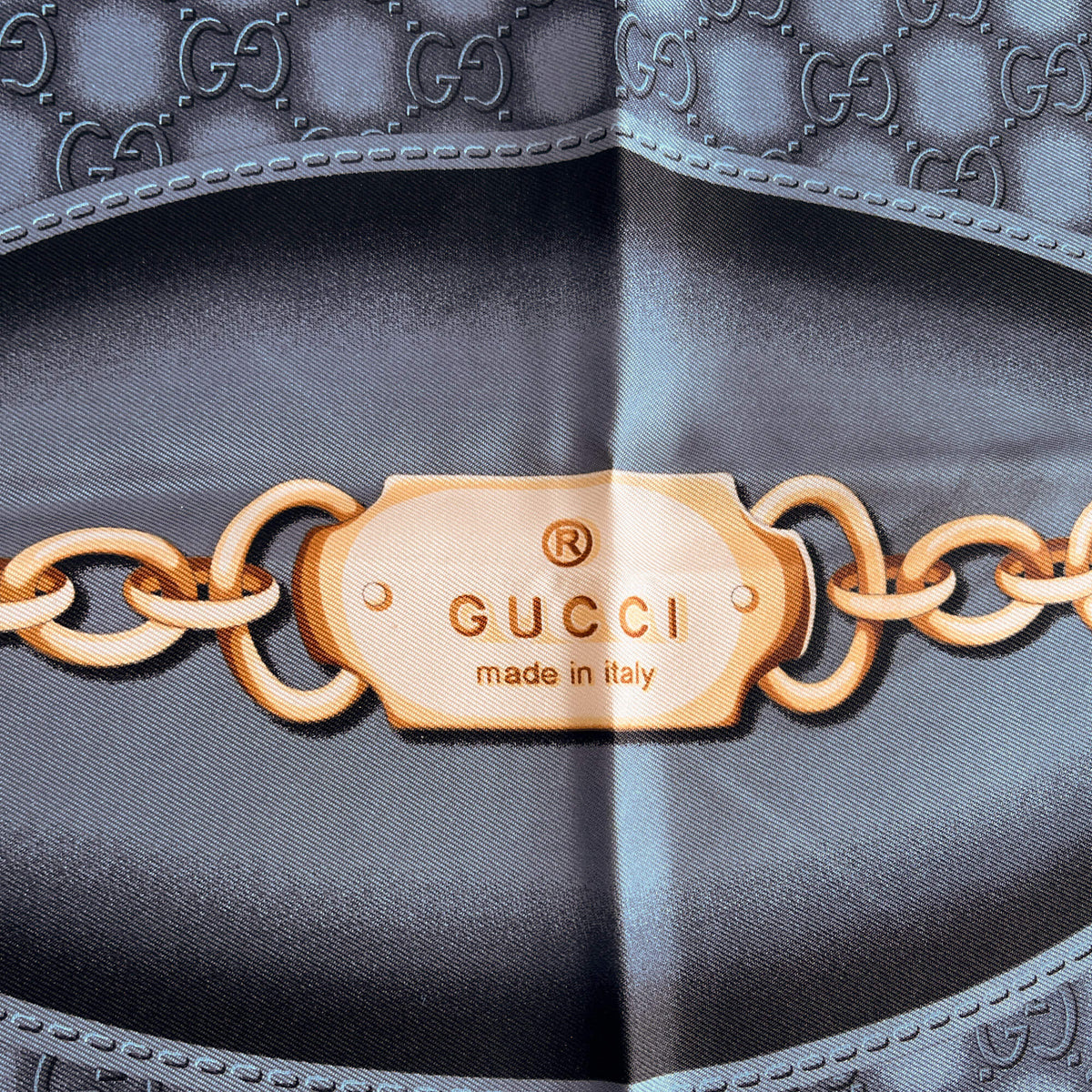 Second hand Gucci Guccissima Silk Foulard Grey - Tabita Bags
