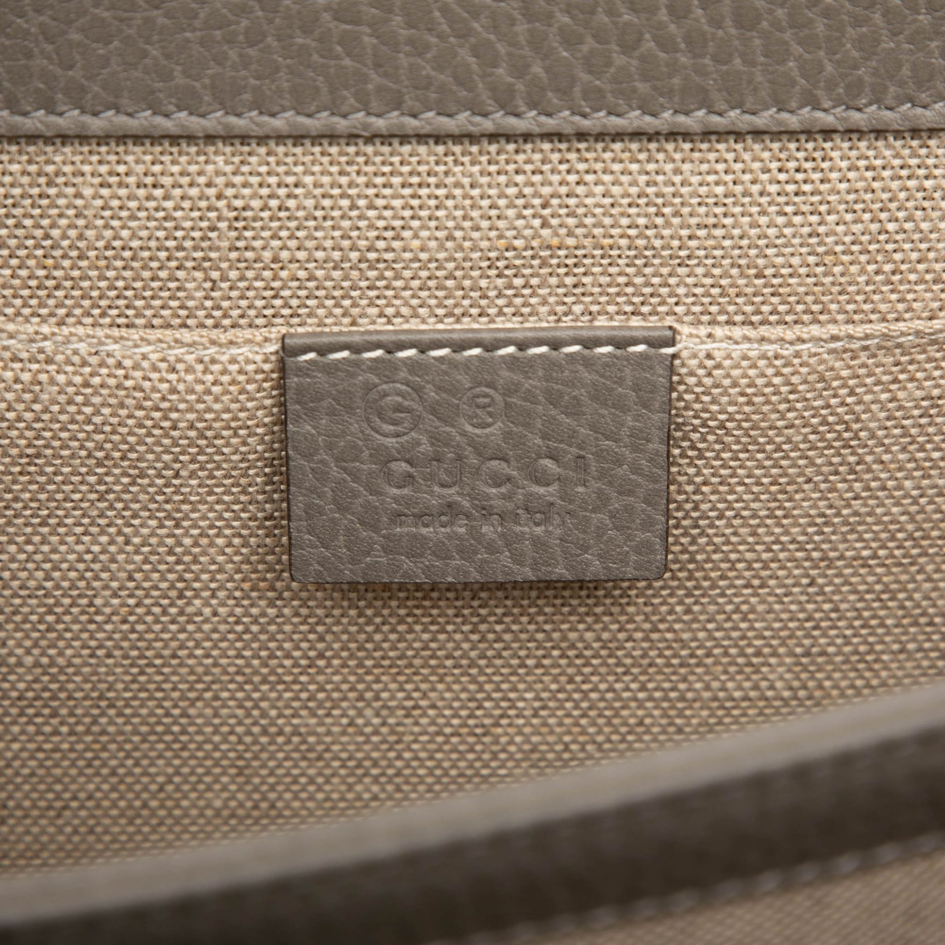 Second hand Gucci Interlocking Small Calf Leather Flap Shoulder Bag Grey - Tabita Bags