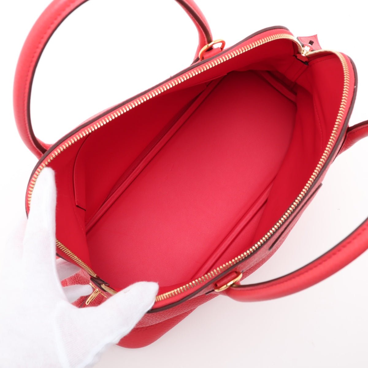 Second hand Hermes Bolide 31 Taurillon Clemence Leather Shoulder Bag Rouge de Coeur - Tabita Bags