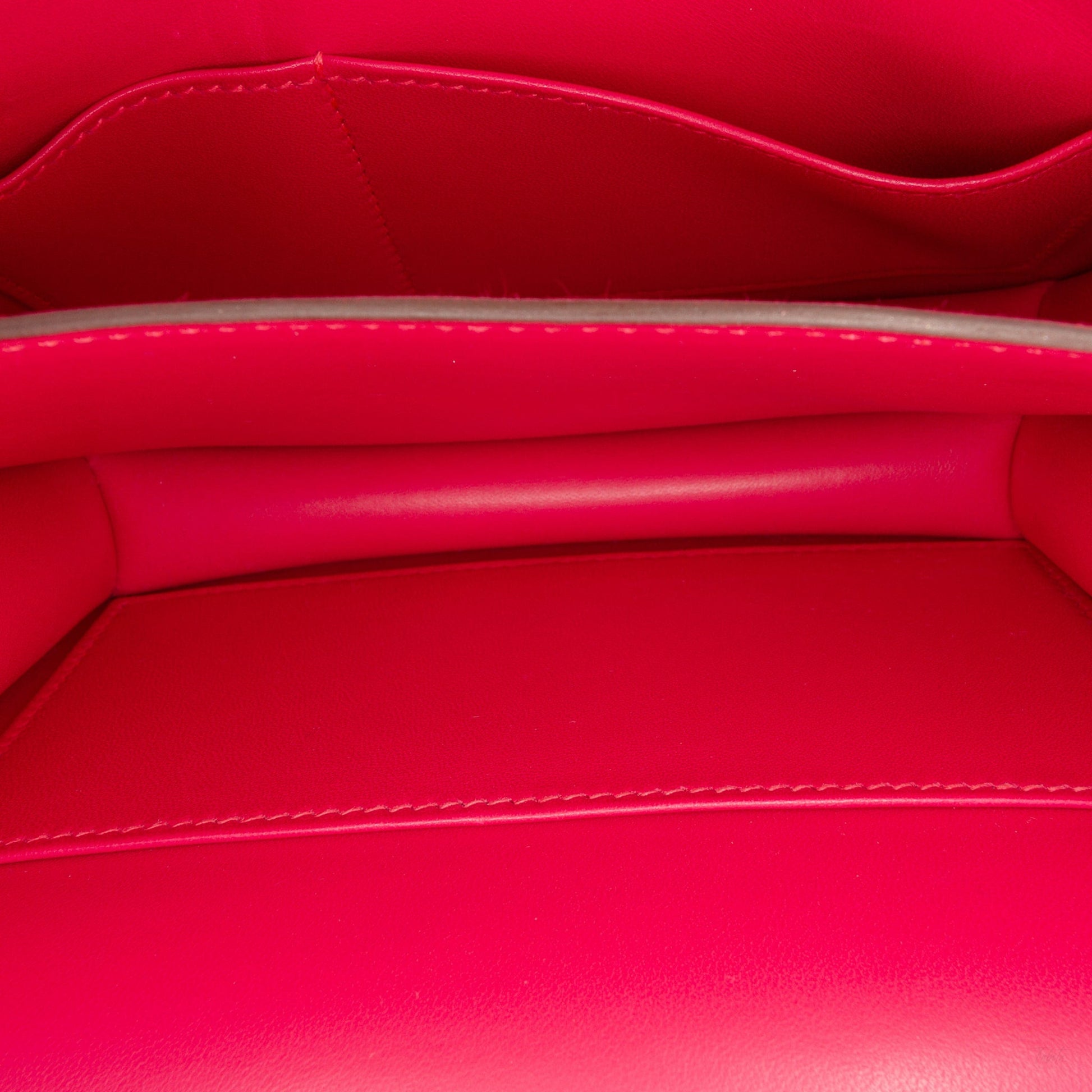 Second hand Hermes Constance 18 Chèvre Mysore Leather Shoulder Bag Rose Tyrien - Tabita Bags