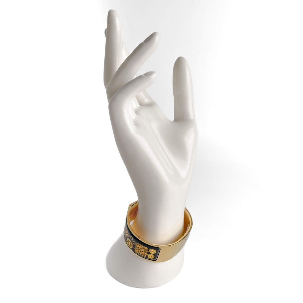 Second hand Hermes Enamel Gold Plated Metal Clic Clack Bangle 6 Cheval Et Harnais Bicolor - Tabita Bags