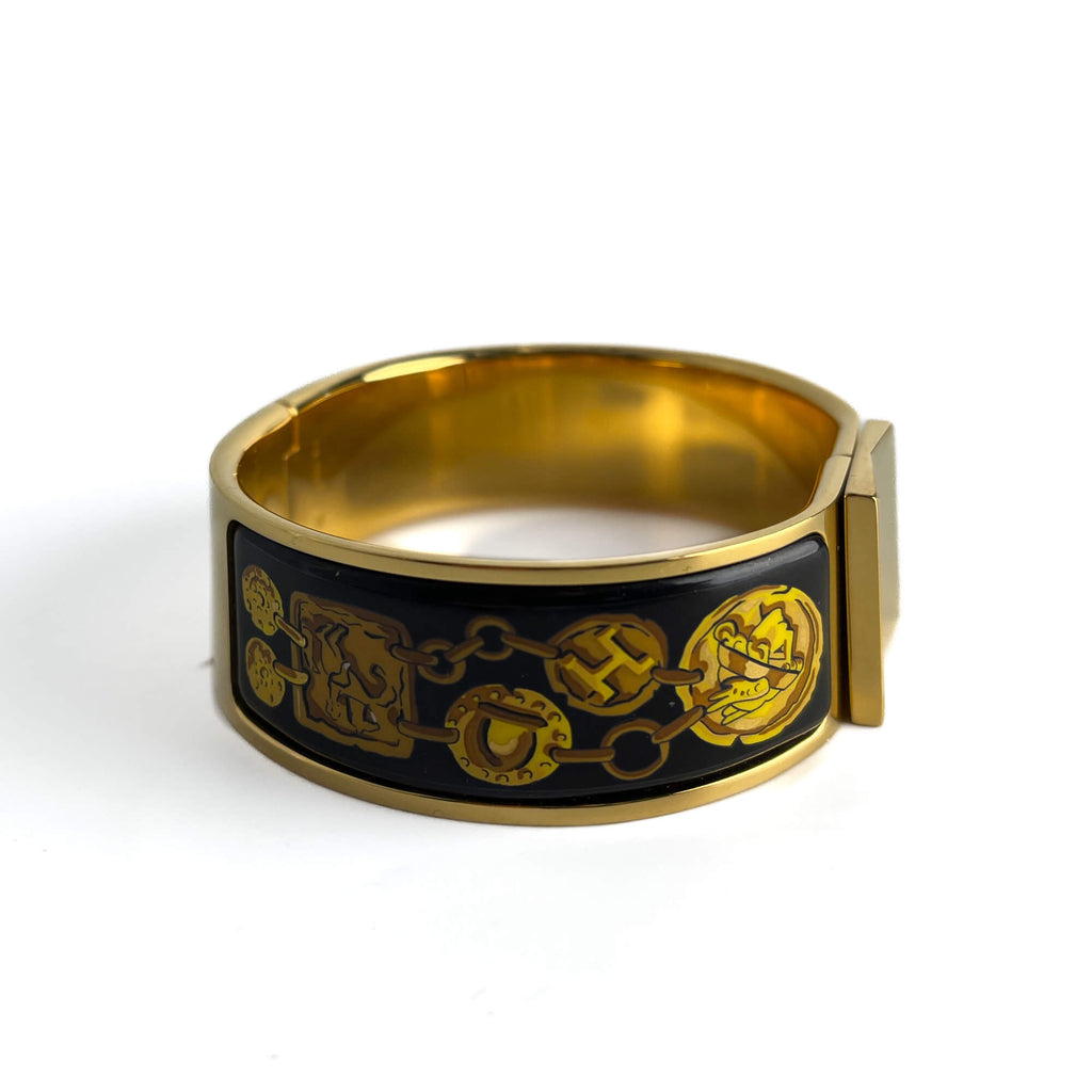 Second hand Hermes Enamel Gold Plated Metal Clic Clack Bangle 6 Cheval Et Harnais Bicolor - Tabita Bags