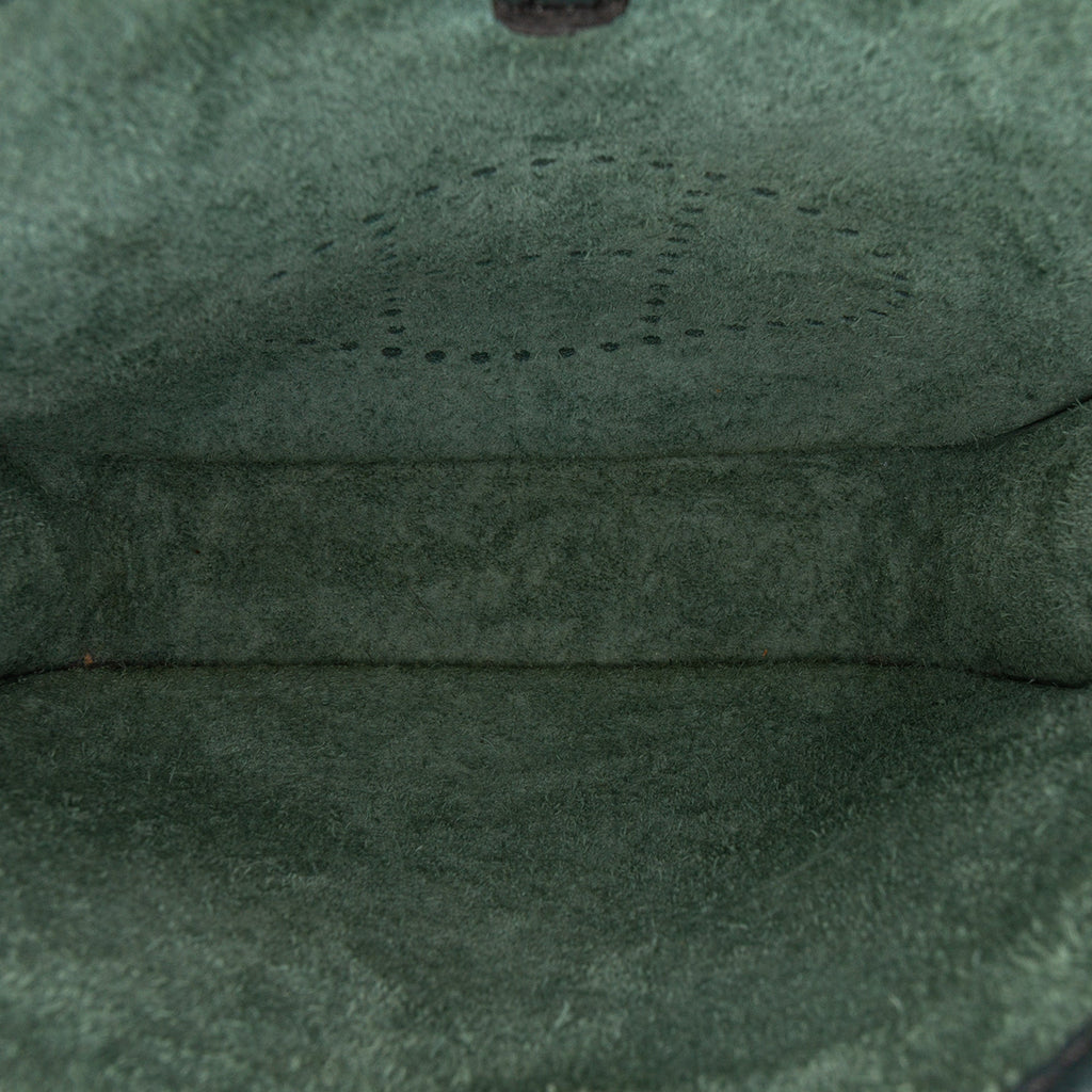Second hand Hermes Evelyne 16 TPM Amazone Taurillon Clemence Leather Hobo Bag Vert Cypress - Tabita Bags