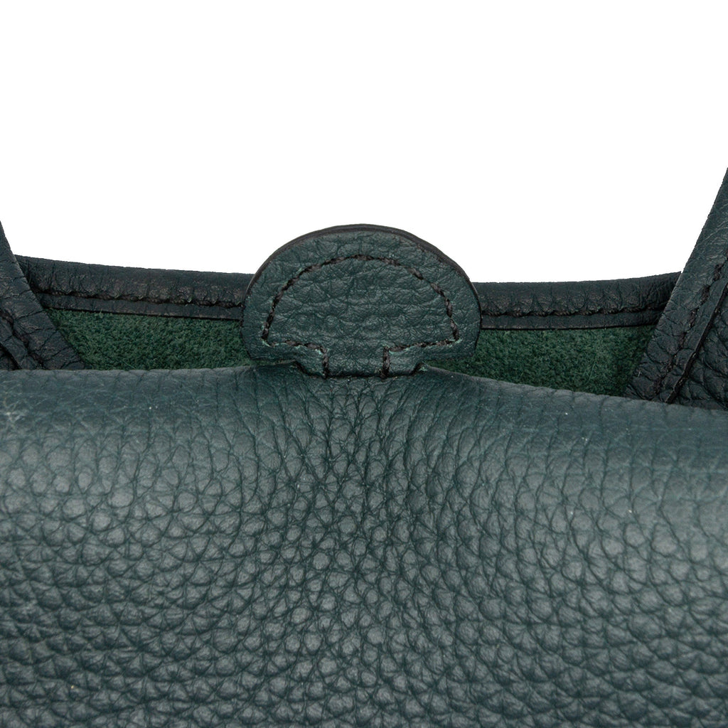 Second hand Hermes Evelyne 16 TPM Amazone Taurillon Clemence Leather Hobo Bag Vert Cypress - Tabita Bags