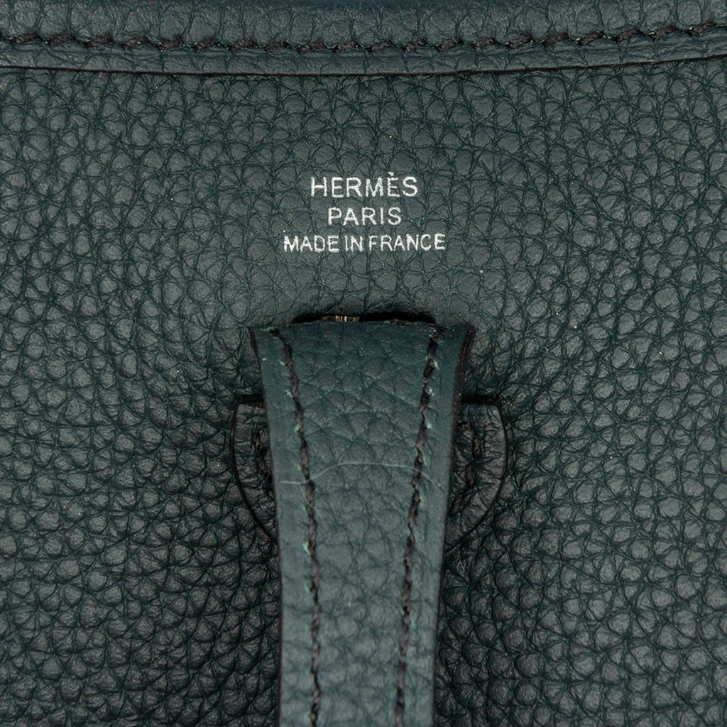 Second hand Hermes Evelyne 16 TPM Amazone Taurillon Clemence Leather Hobo Bag Vert Cypress - Tabita Bags