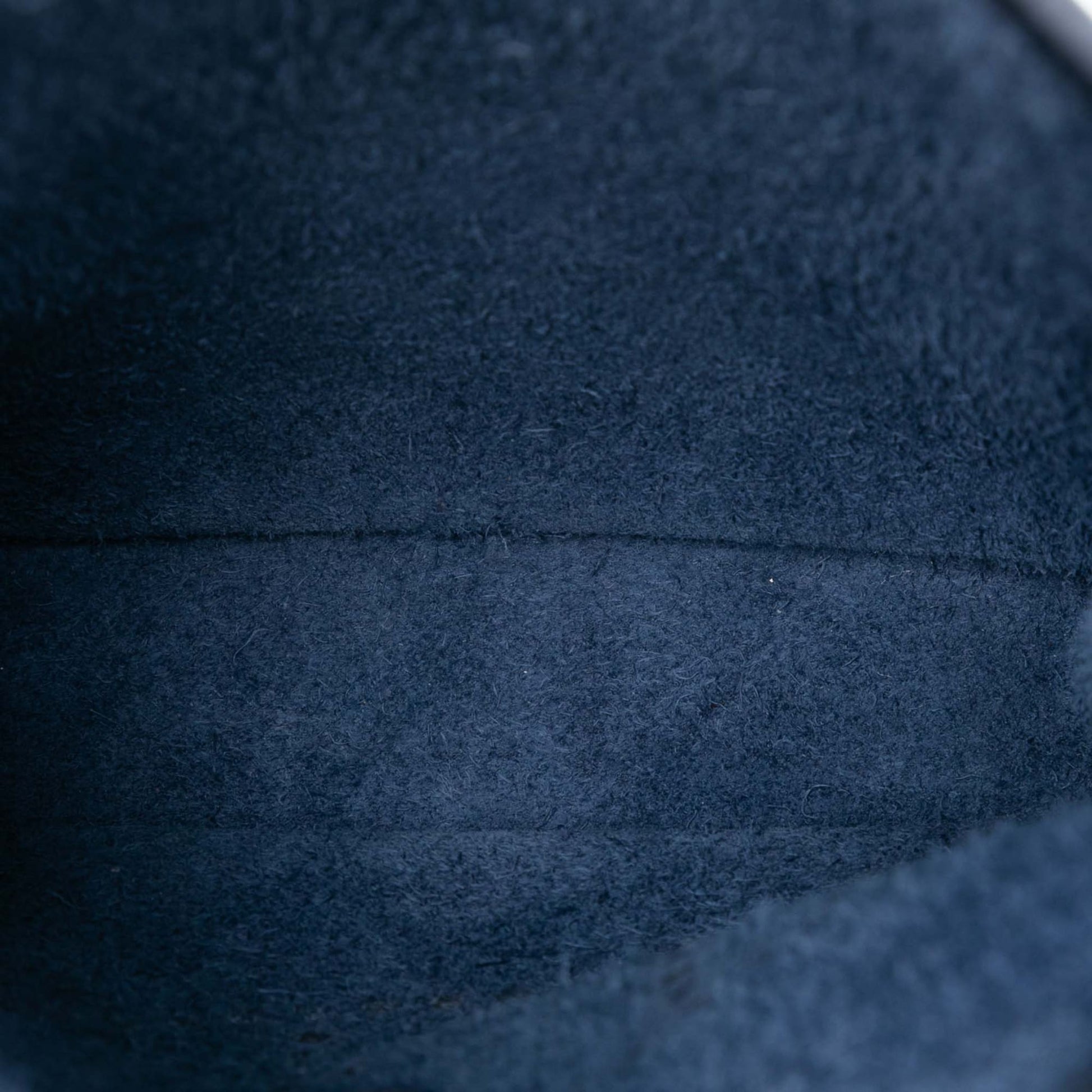 Second hand Hermes Evelyne 16 TPM Taurillon Clemence Leather Amazone Hobo Crossbody Bleu Nuit - Tabita Bags