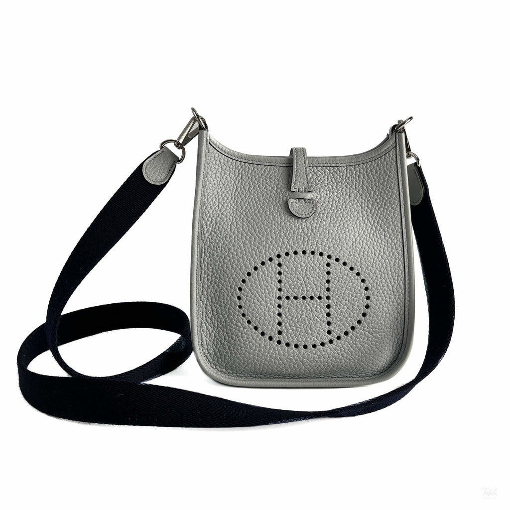Second hand Hermes Evelyne 16 TPM Taurillon Clemence Leather Amazone Hobo Crossbody Bleu Pale - Tabita Bags