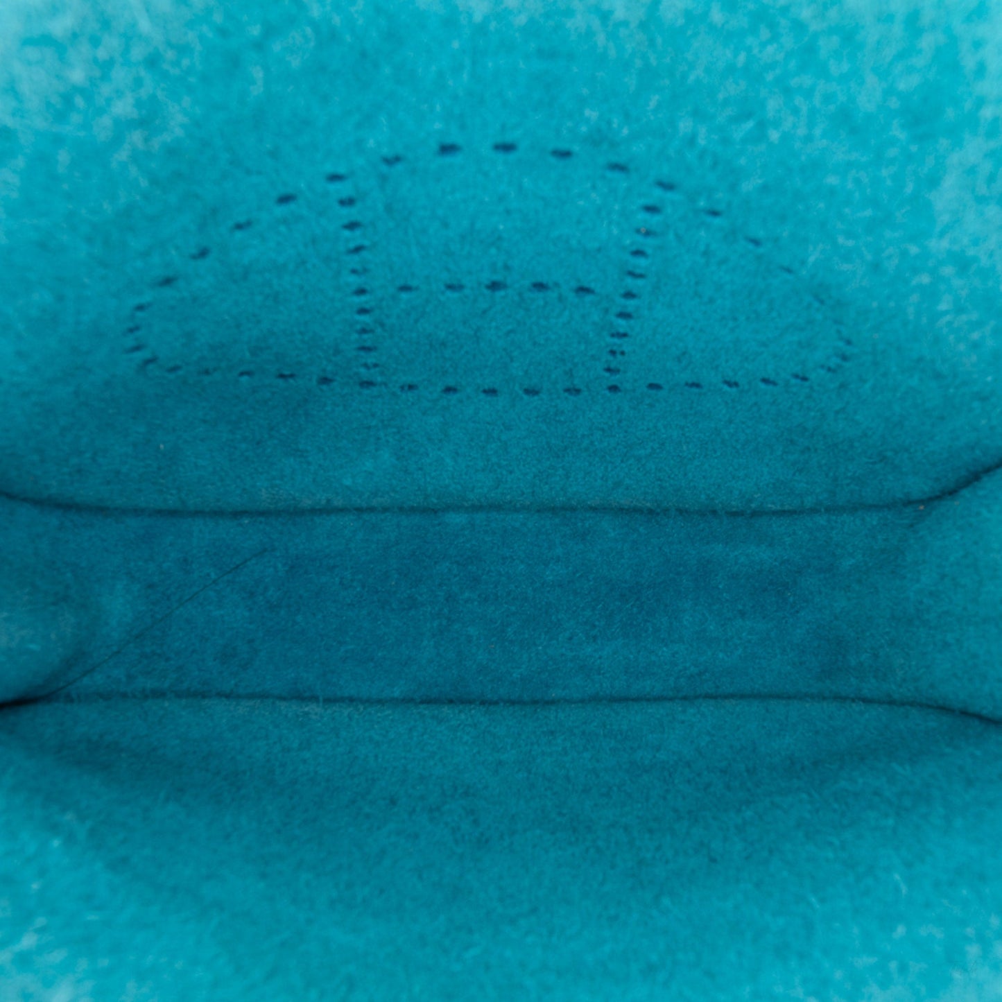 Second hand Hermes Evelyne 16 TPM Taurillon Clemence Leather Amazone Hobo Crossbody Blue Zanzibar - Tabita Bags