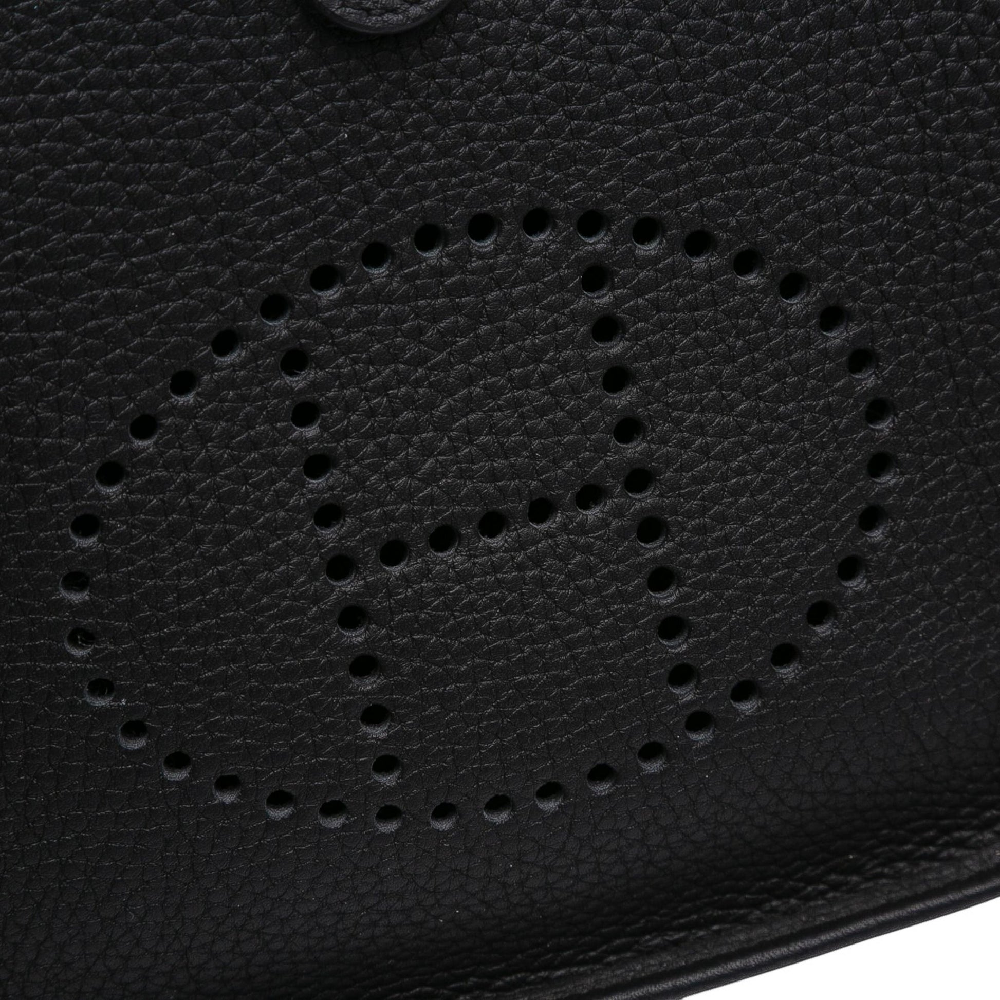 Second hand Hermes Evelyne 16 TPM Taurillon Clemence Leather Amazone Hobo Crossbody Noir - Tabita Bags