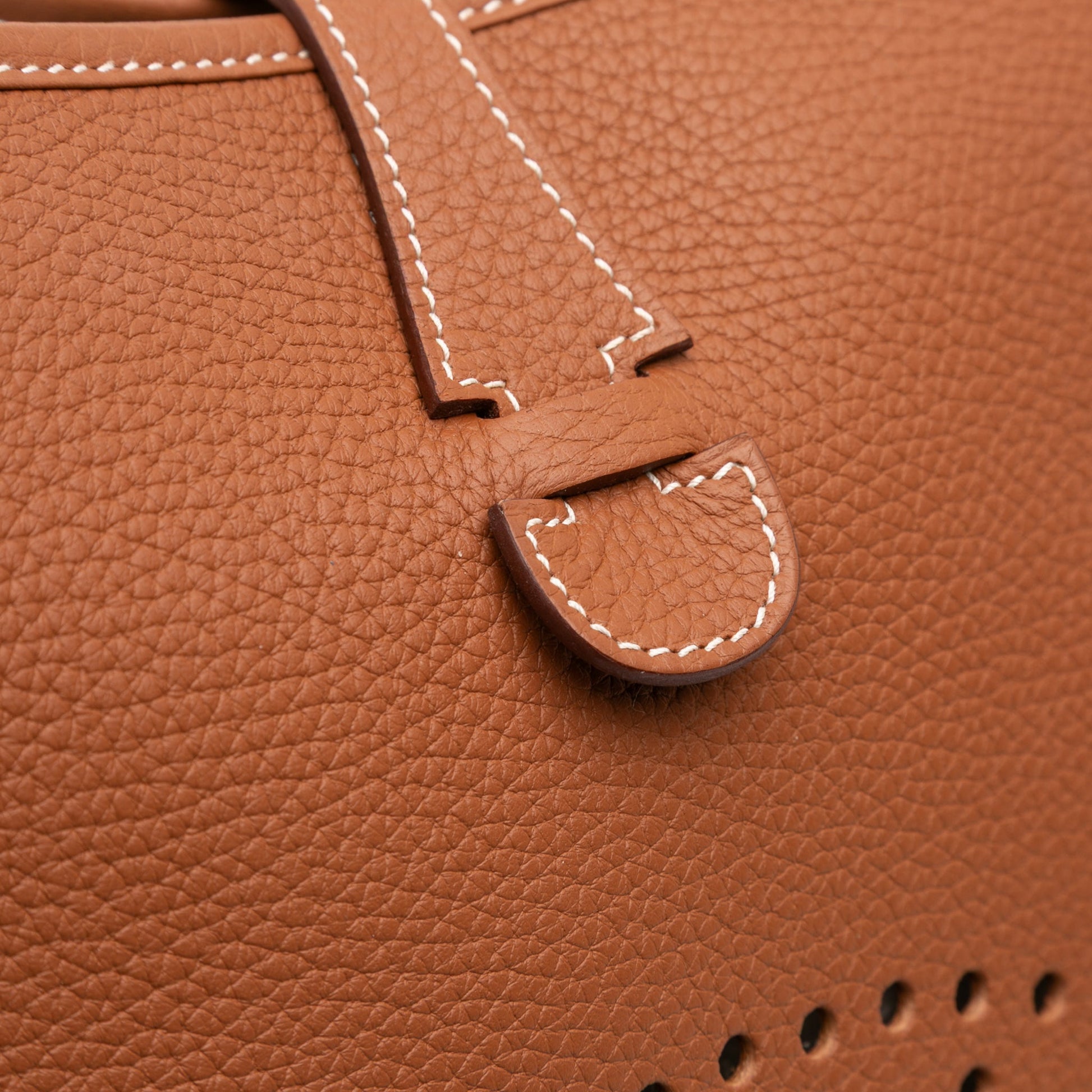 Second hand Hermes Evelyne 29 Taurillon Clemence Leather Hobo Crossbody Gold - Tabita Bags