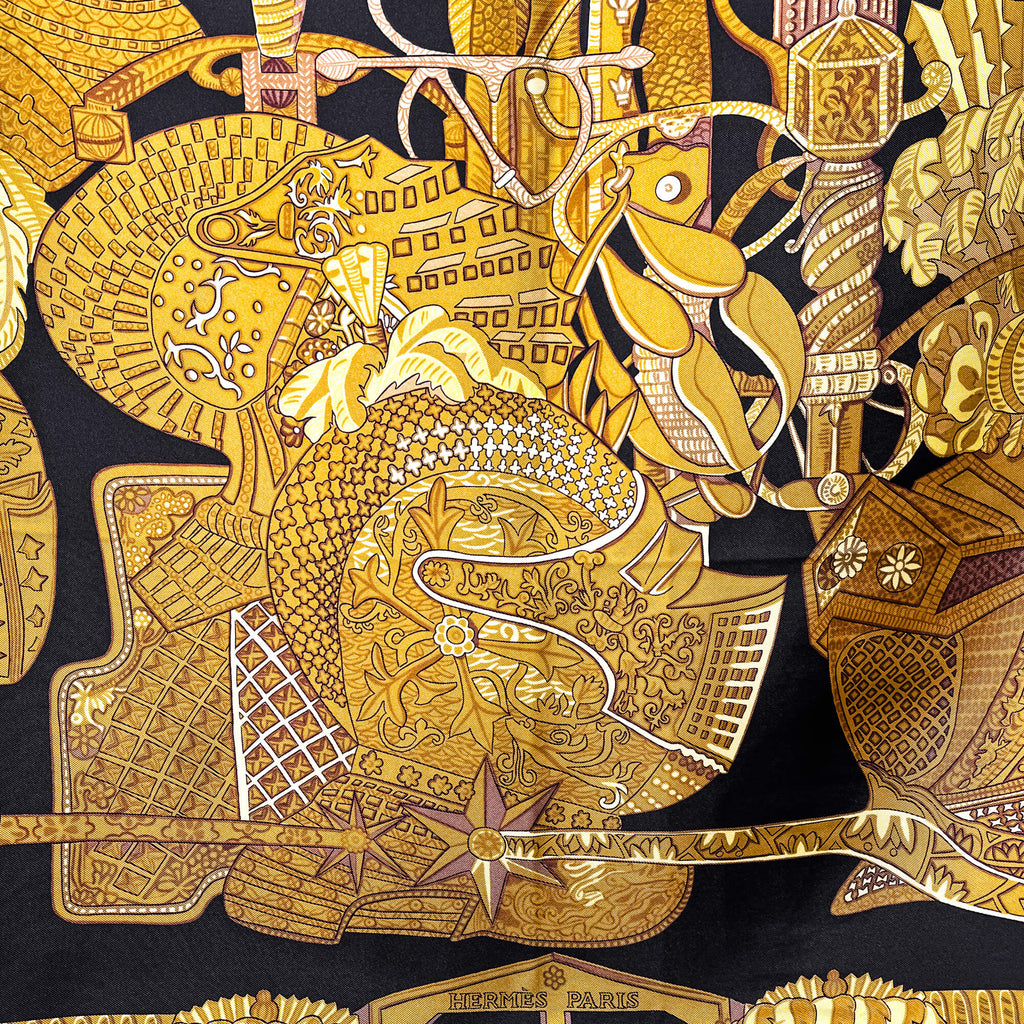 Second hand Hermes Foulard 90 Silk Armetes en Panache Black - Tabita Bags