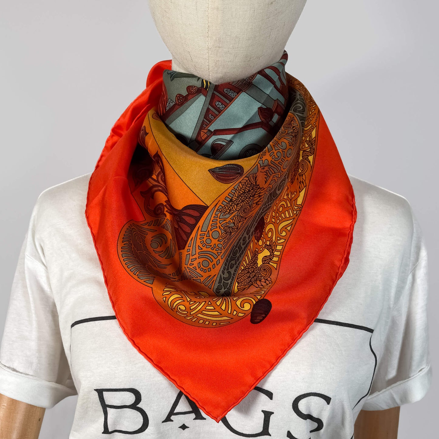 Second hand Hermes Foulard 90 Silk L' Atlantide Orange - Tabita Bags